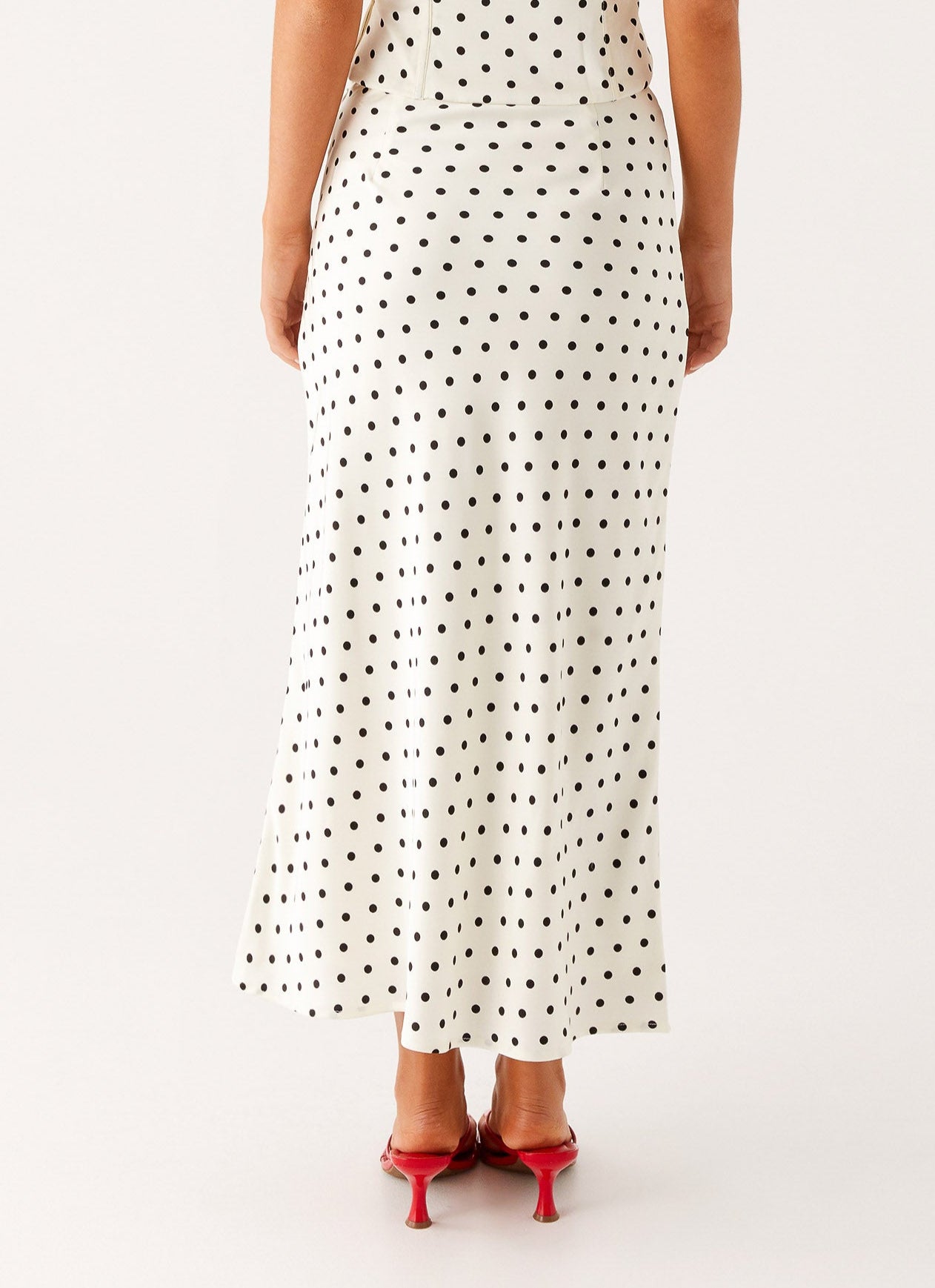 Lea Polkadot Midirok | Tijdloze Flair met Zwarte Stippen 6