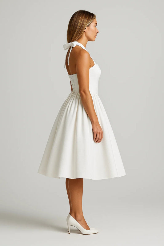 Helle Halterjurk Zomer – Vintage Midi Silhouet met Wijd Uitlopende Rok 1