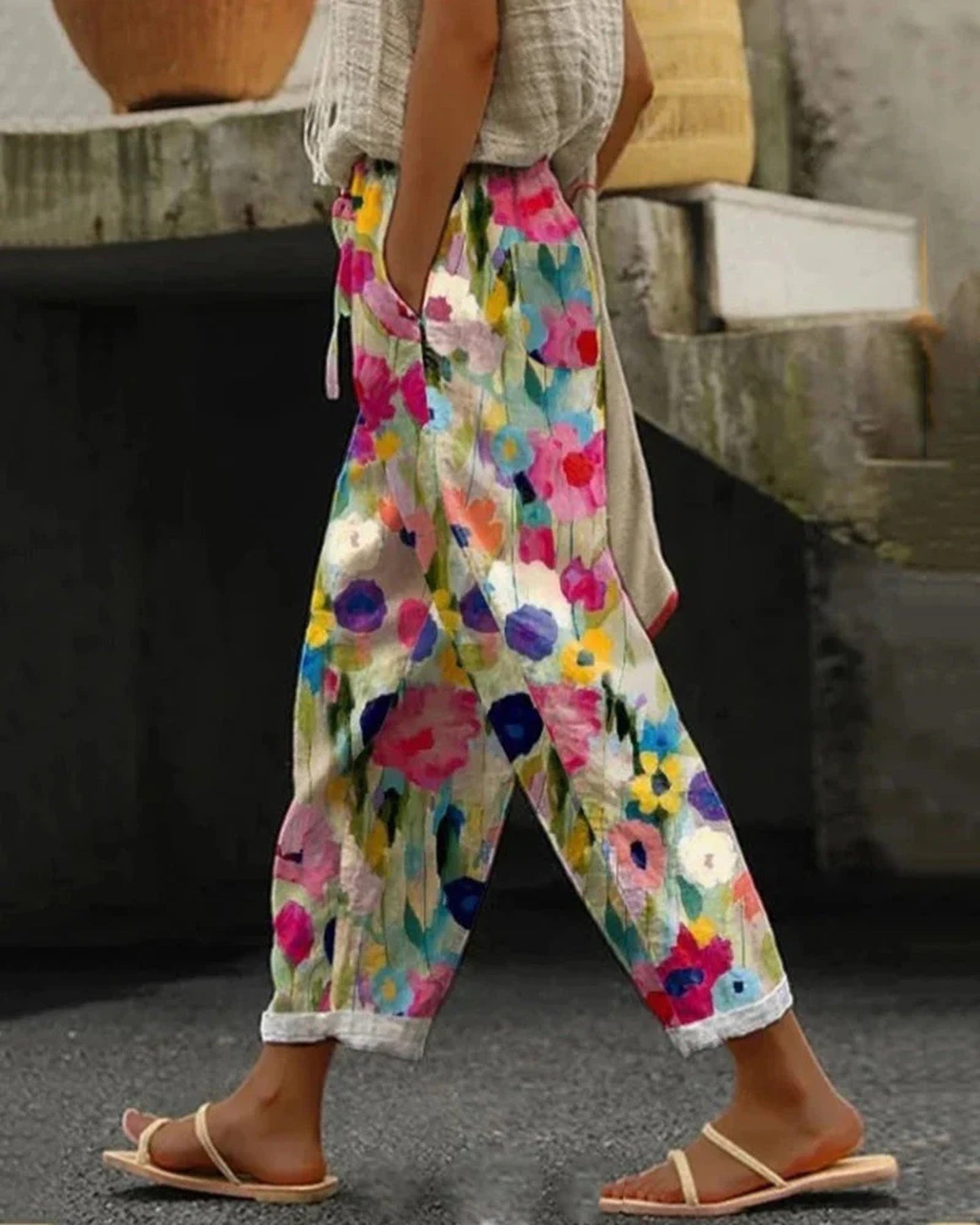 Ombelline Dames Broek | Kleurrijke Bloemenprint | Opgerolde Pijpen