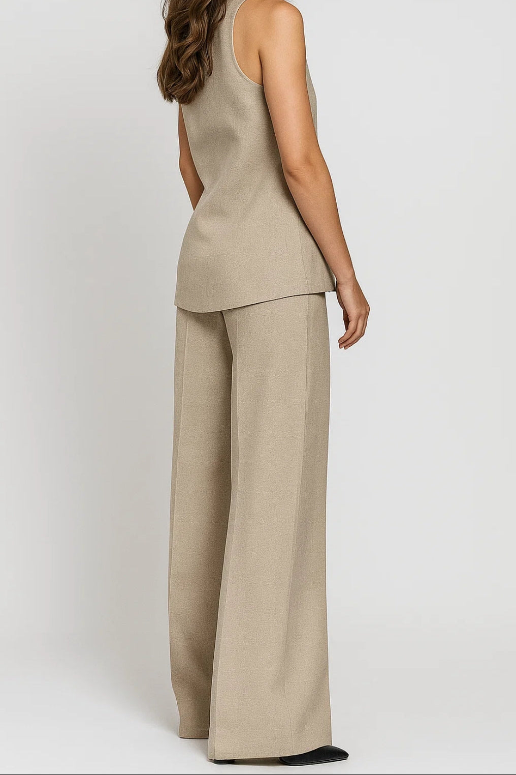 Tiziana Dames Set | Mouwloos | Modern Ontwerp | Opvallende Knopen 1