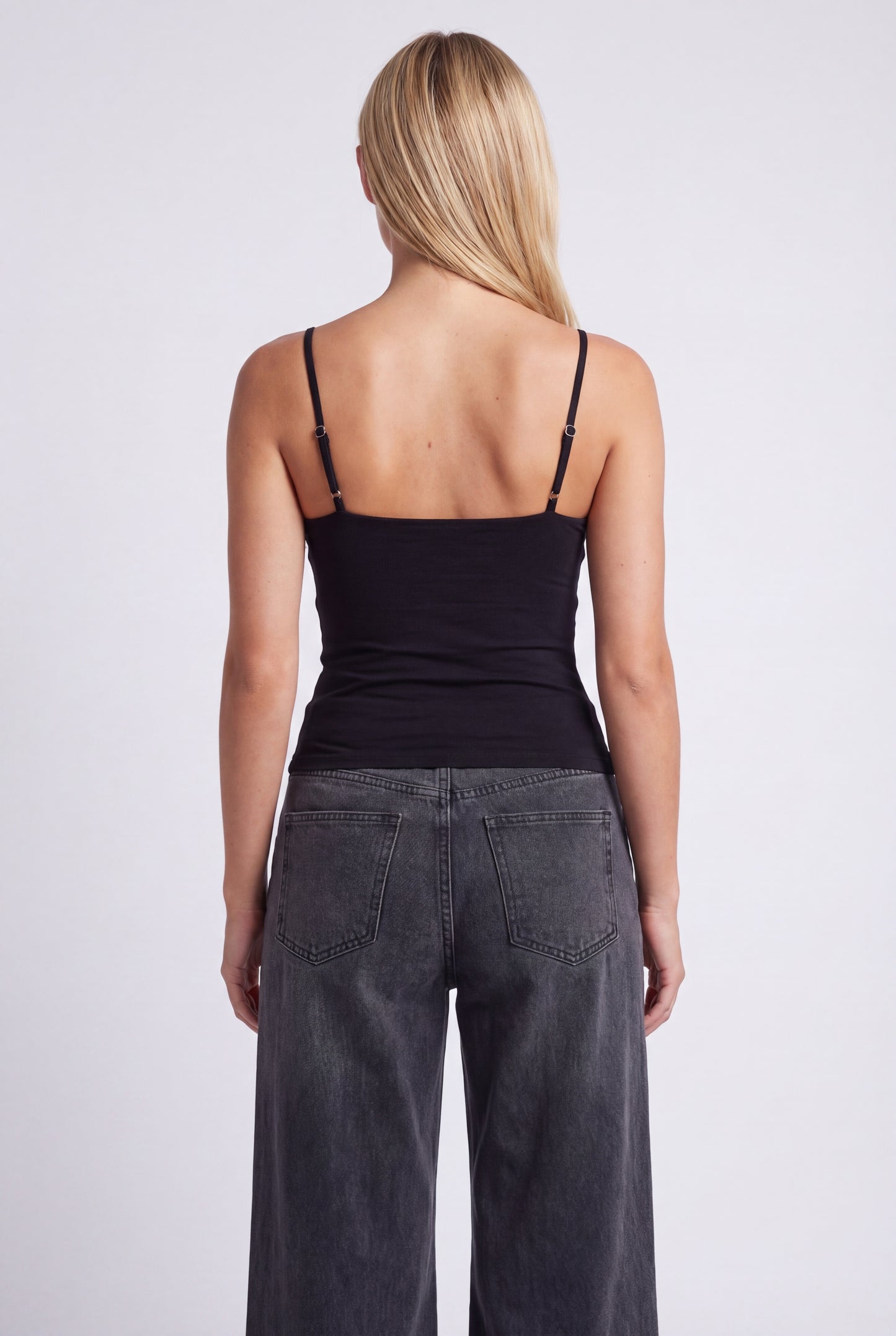 Women's Top | Fitted | V-neck | Padded Cups