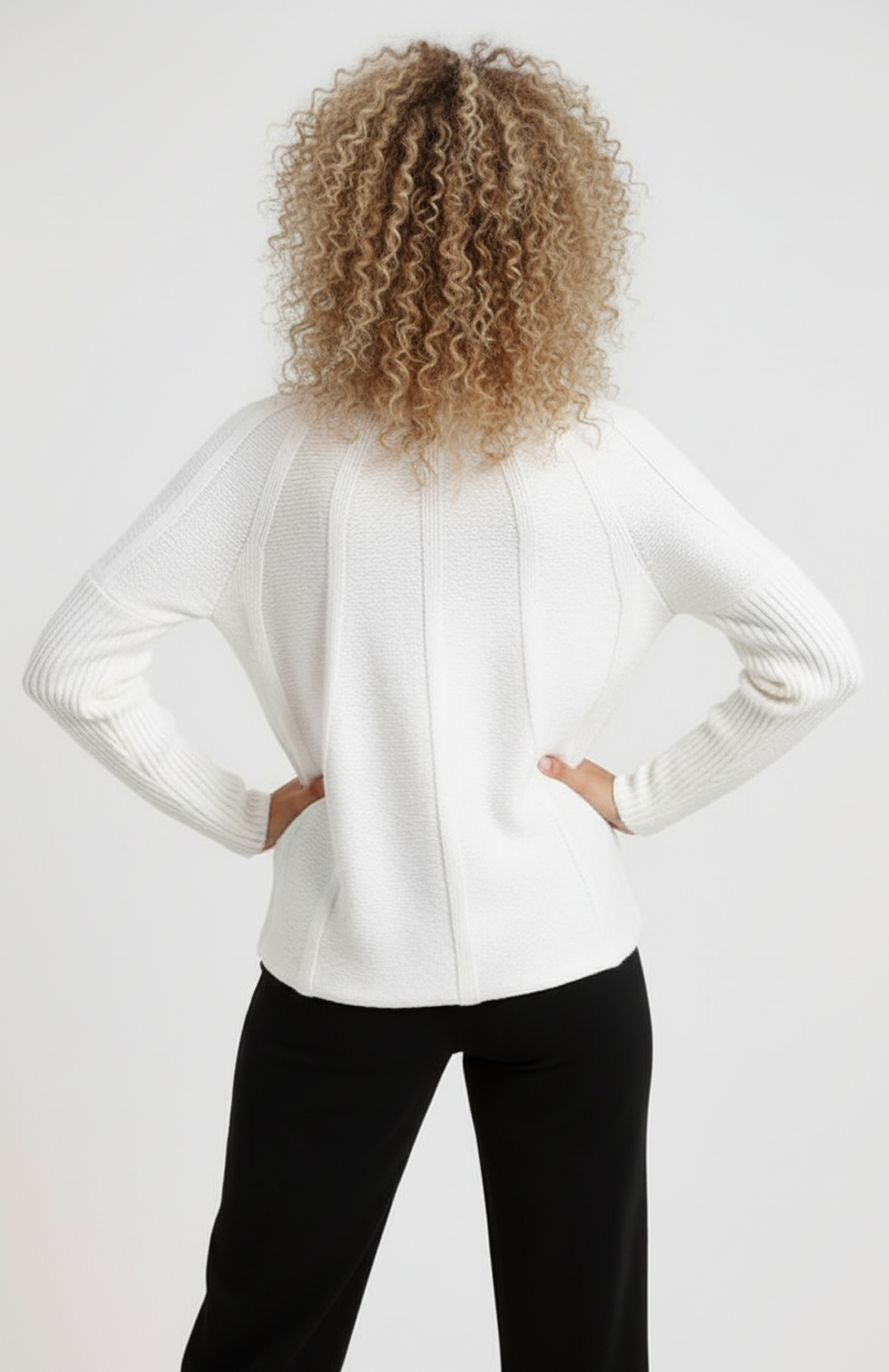 Dames Trui | Structuurgebreid | Rechte Pasvorm | Hoge Hals | Crème