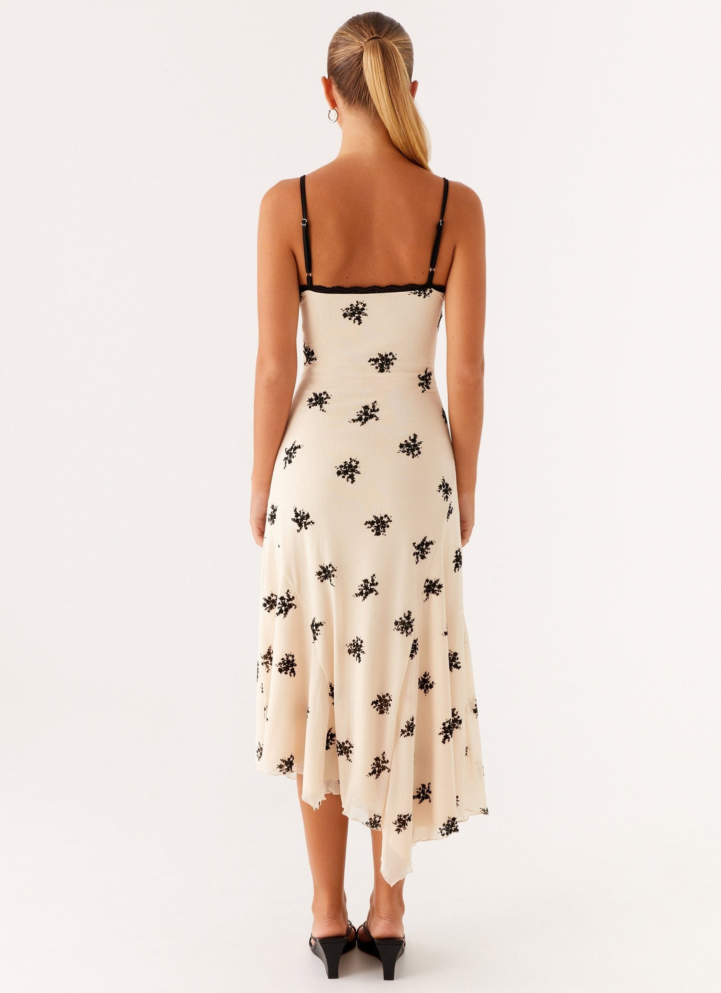 Allegra Dames Midi Jurk | V-hals | Asymmetrische Zoomlijn | Bloemenborduurwerk 3