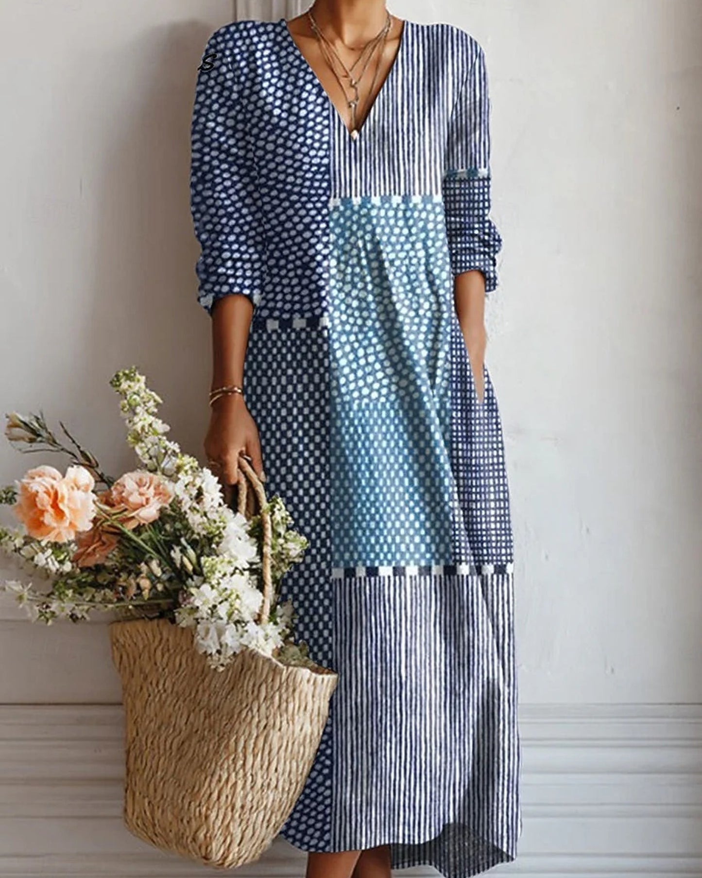 Aleth Dames Midi Kjole | V-Hals | Blomsterprint
