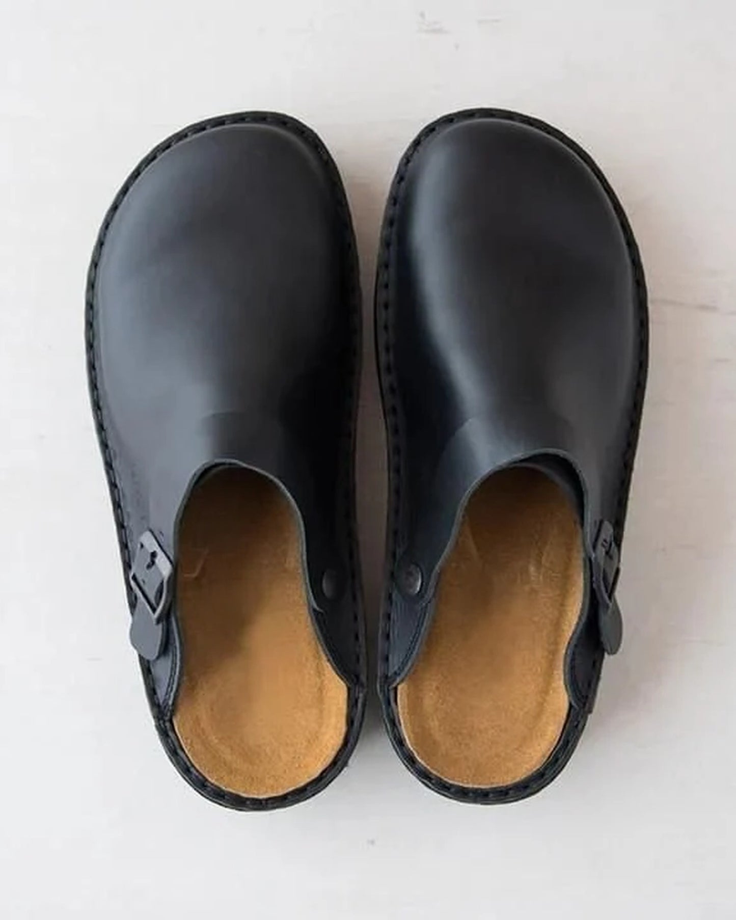 Quirino Heren Pantoffels | Gesloten Neus | Zijrits Detail