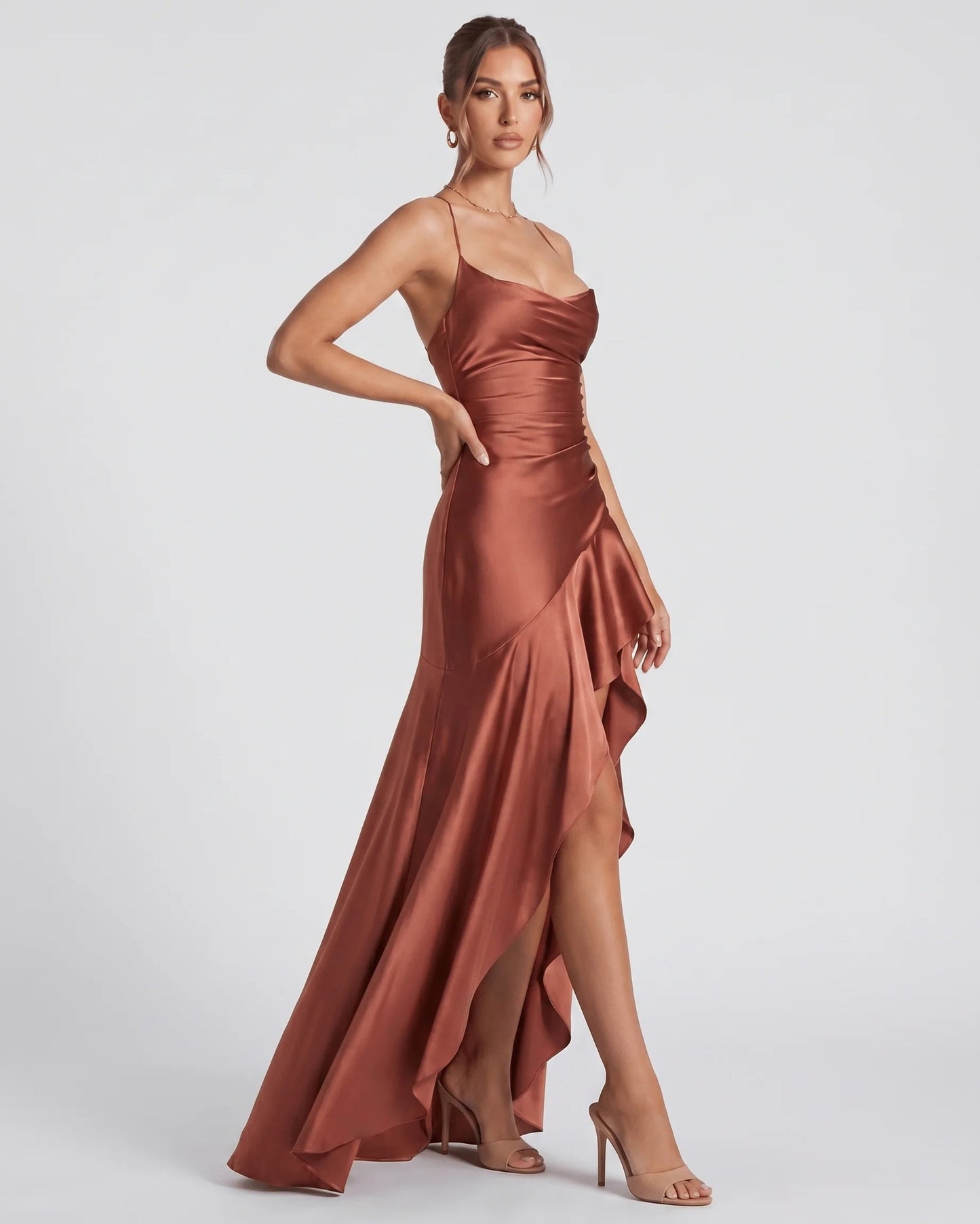 Philippine Dames Maxi Jurk | Ruches Bandeau Bovenstuk | Asymmetrische Ruffle Split