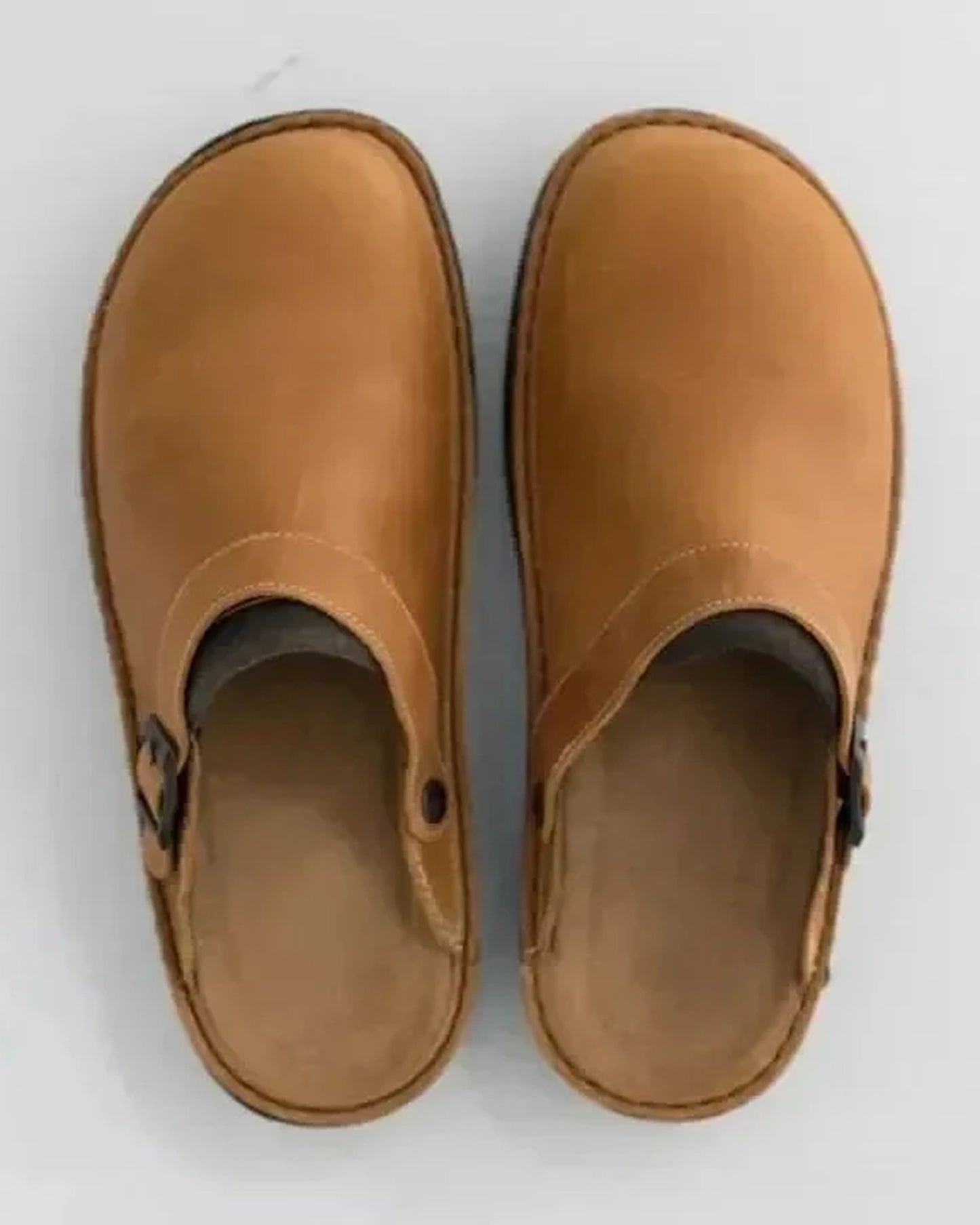 Quirino Heren Pantoffels | Gesloten Neus | Zijrits Detail