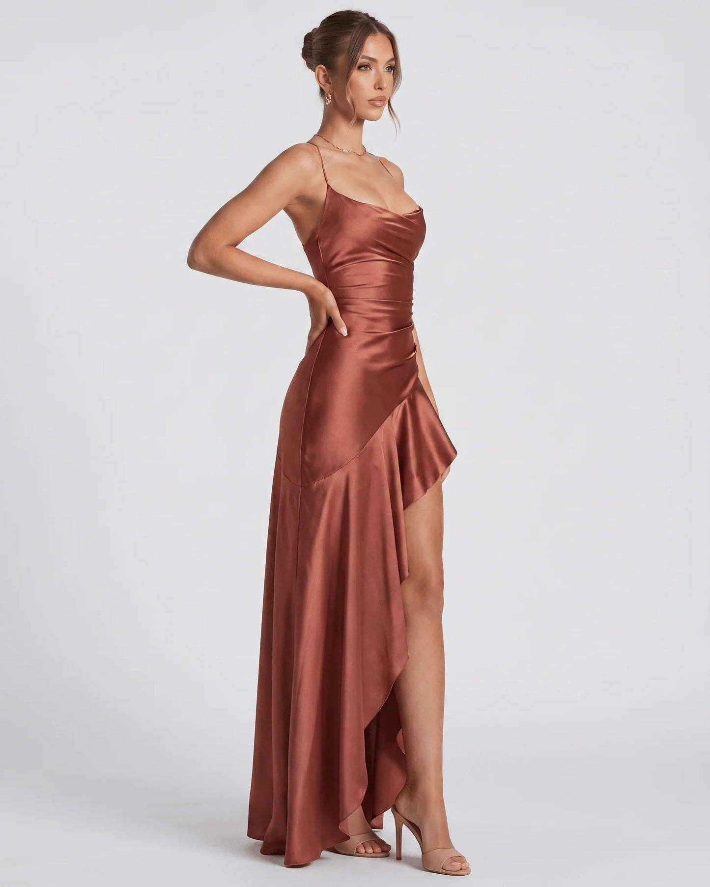 Philippine Dames Maxi Jurk | Ruches Bandeau Bovenstuk | Asymmetrische Ruffle Split