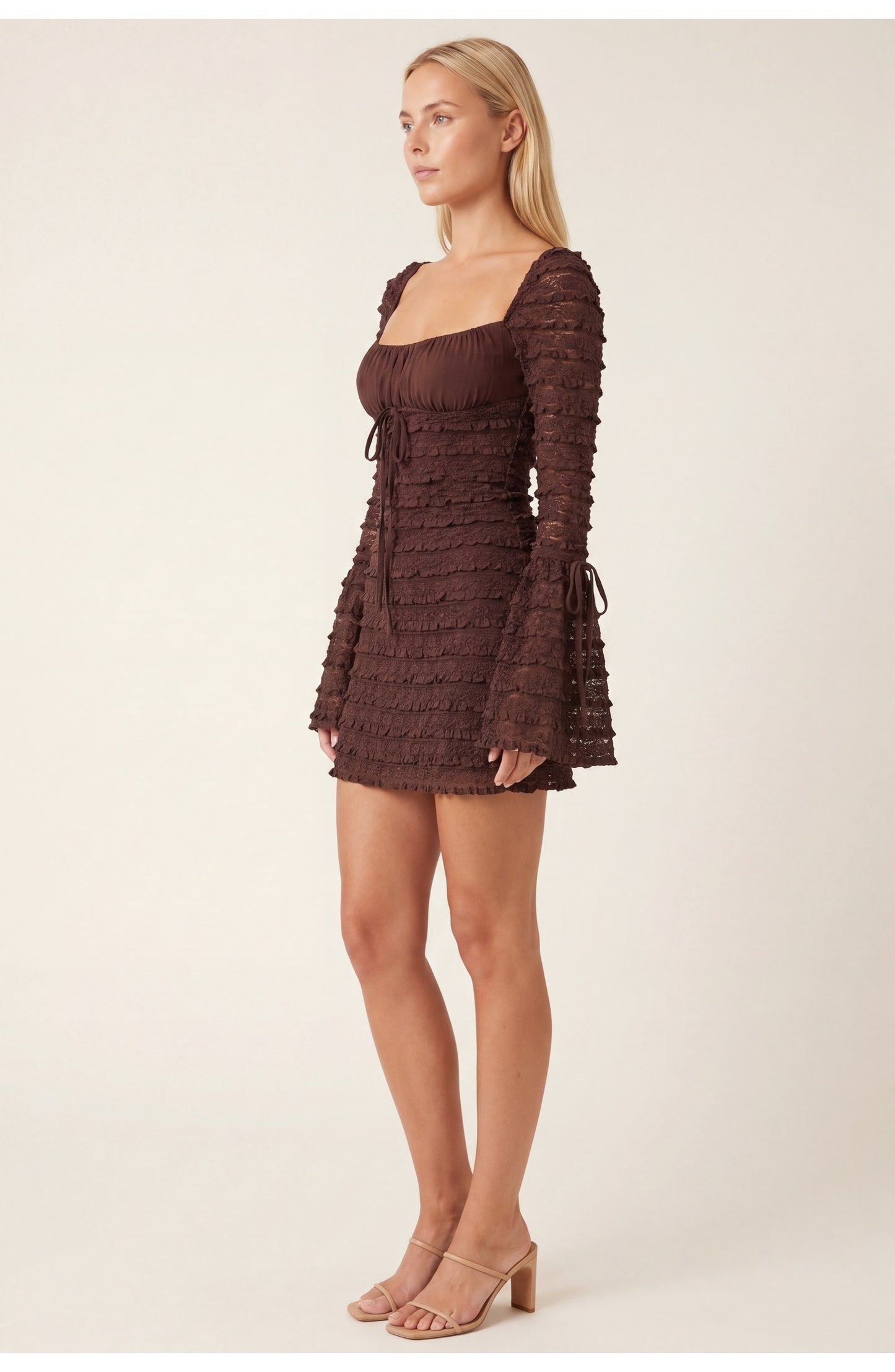 Dames Mini Jurk | Elegante Pasvorm | Hazel Bruin