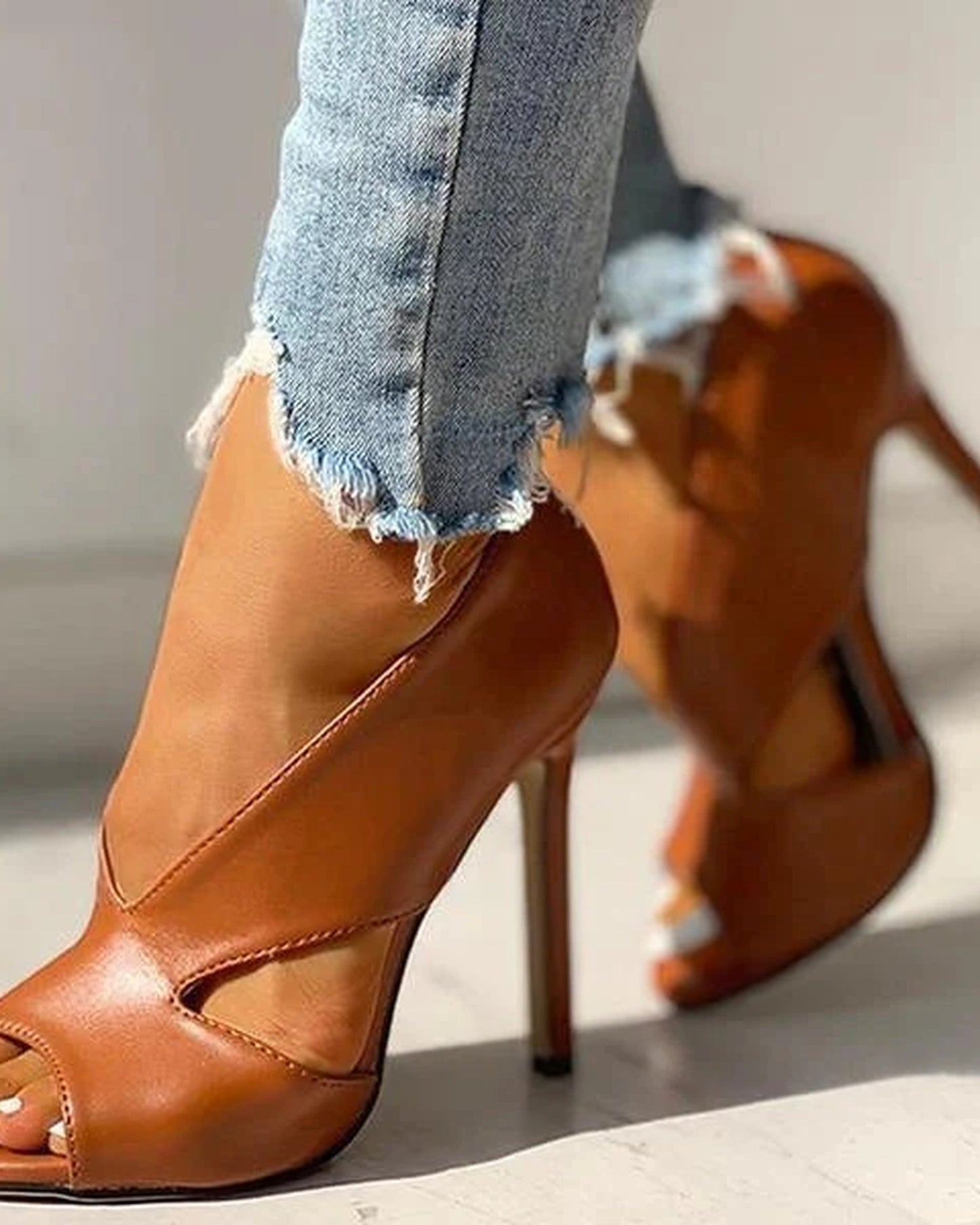 Tiphaine Ladies Sandals | Crossover Straps | Peeptoe