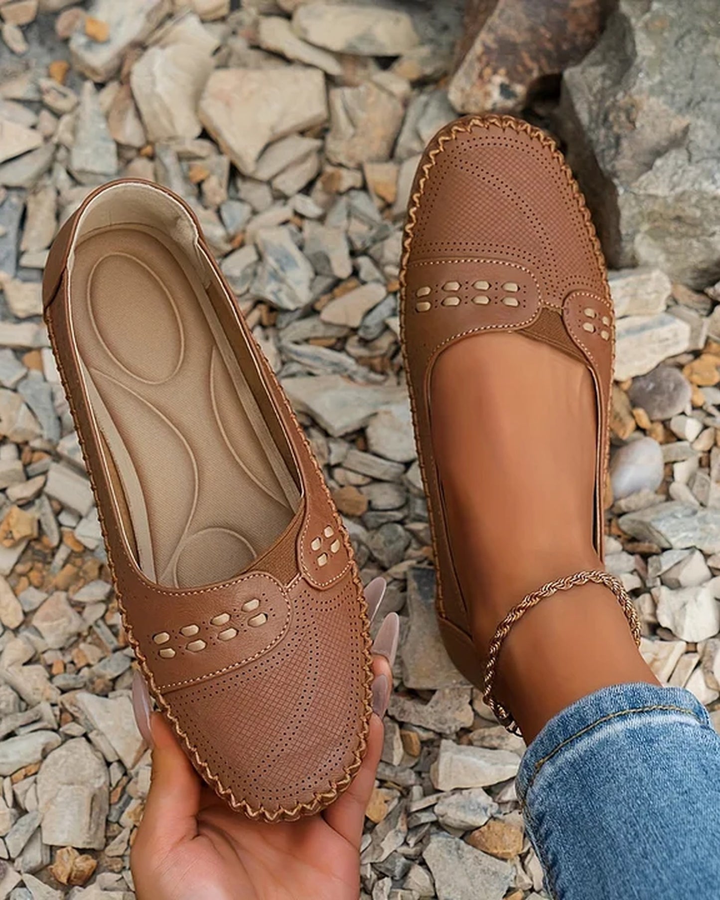 Céline Dames Orthopedische Schoenen | Gevlochten Rand | Geperforeerd Patroon