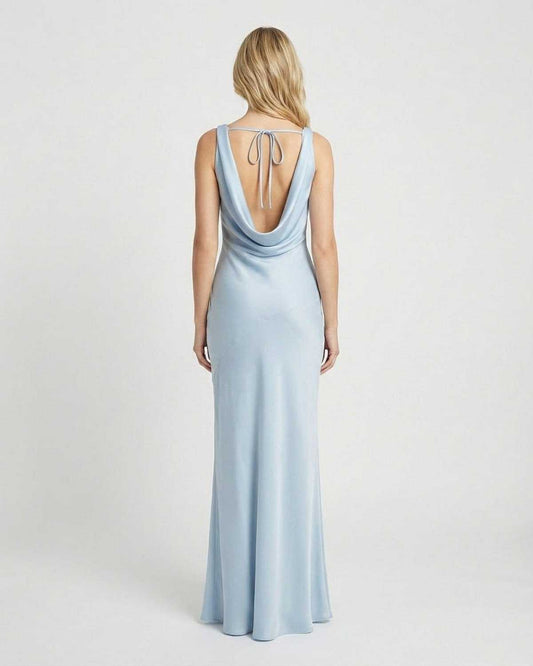 Cecilia Lange Jurk Dames | Getailleerd | Mouwloos | Watervalhals 1