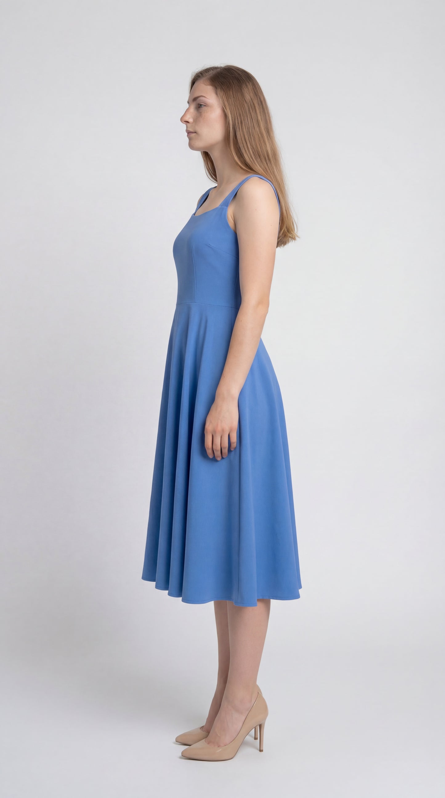 Roselva Dames Jurk | Aangesloten | Midi | Zonder Mouwen