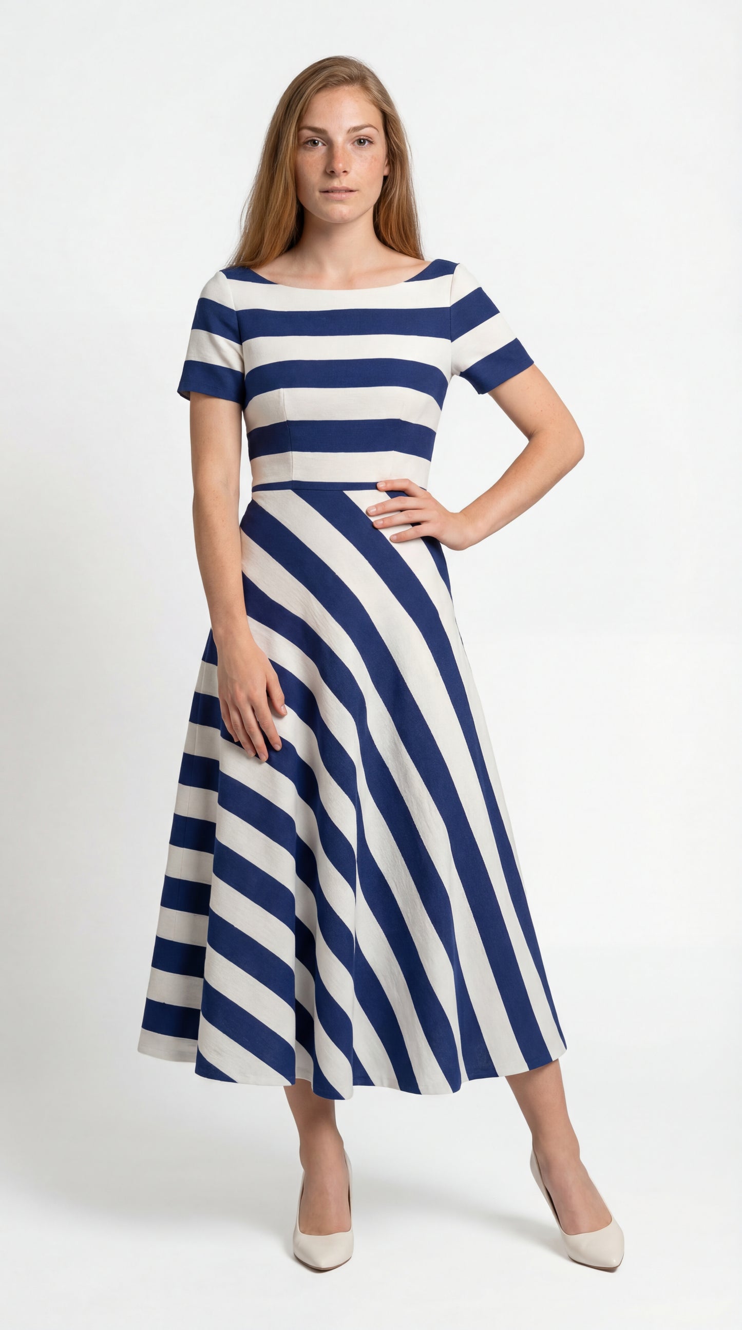 Velmira Jurk | Midi Lengte | Korte Mouw | Strepen Design