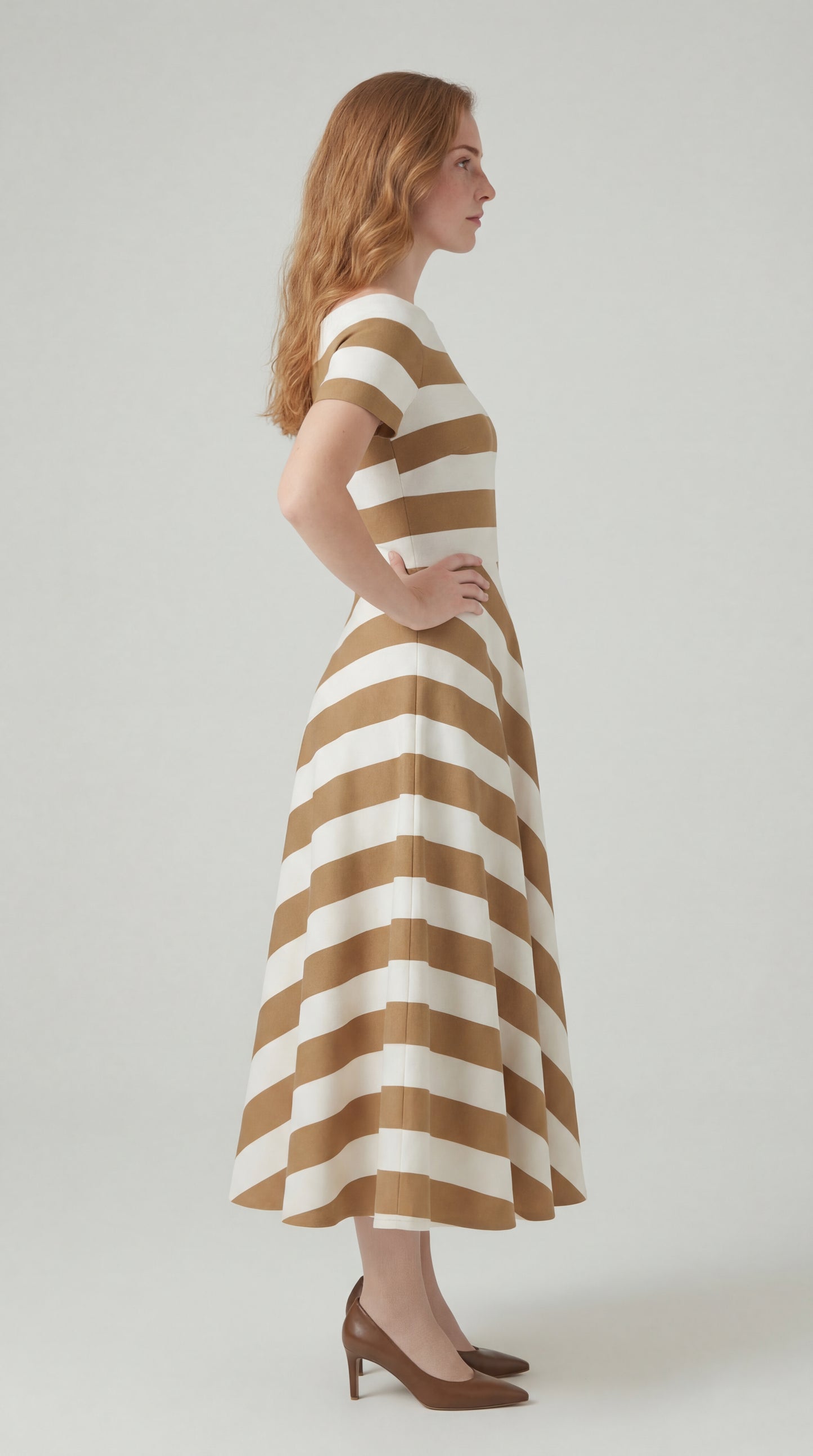 Velmira Jurk | Midi Lengte | Korte Mouw | Strepen Design