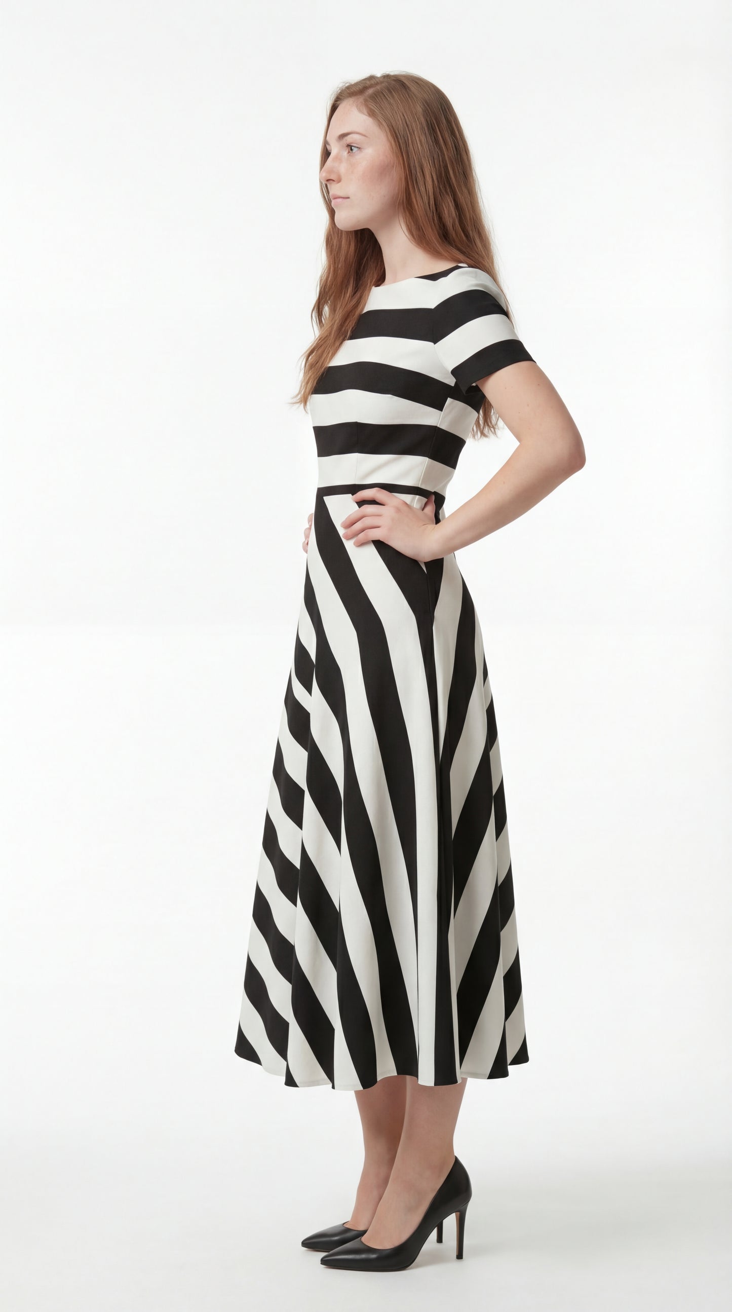 Velmira Jurk | Midi Lengte | Korte Mouw | Strepen Design