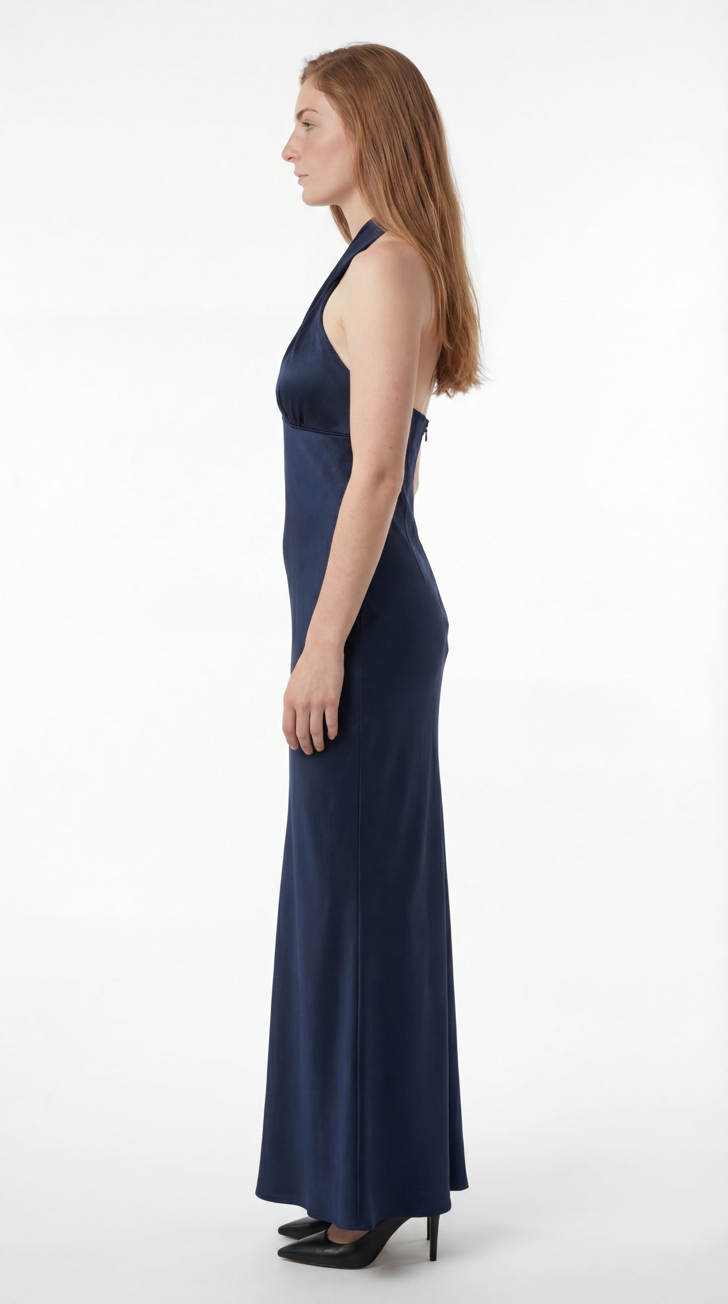 Esolina Dress | Halterneck | Maxi Length | Elegant Fit