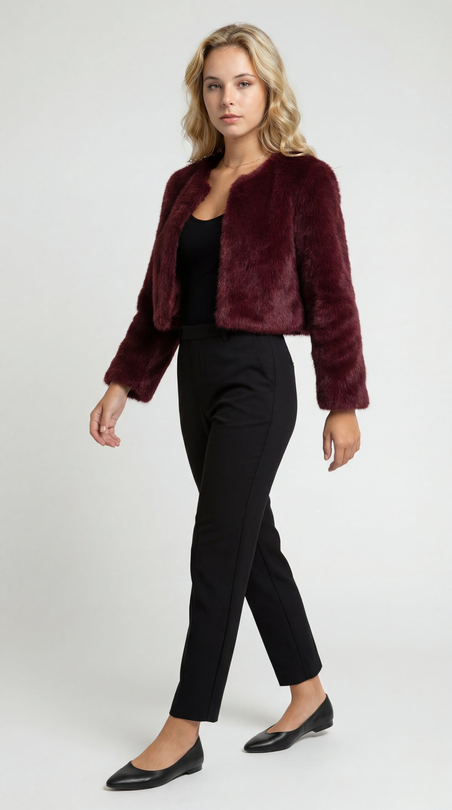 Fleur Dames Korte Jas | Zachte Faux Fur | Ronde Hals | Rechte Snit