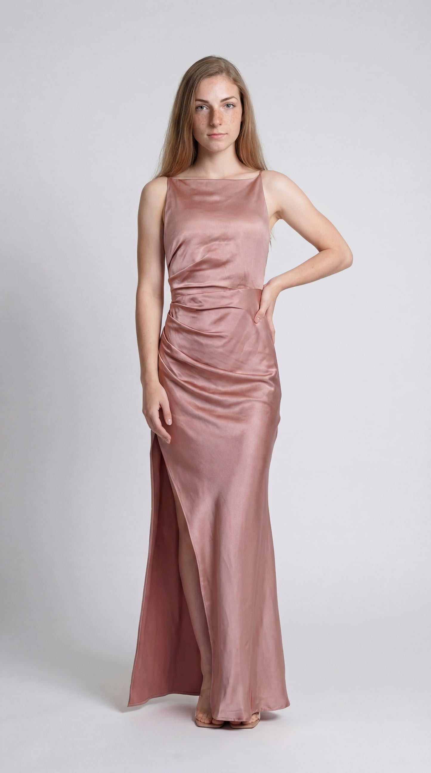 Dames Maxi Jurk | Spaghettibandjes | Aansluitend Met Subtiele Plooien