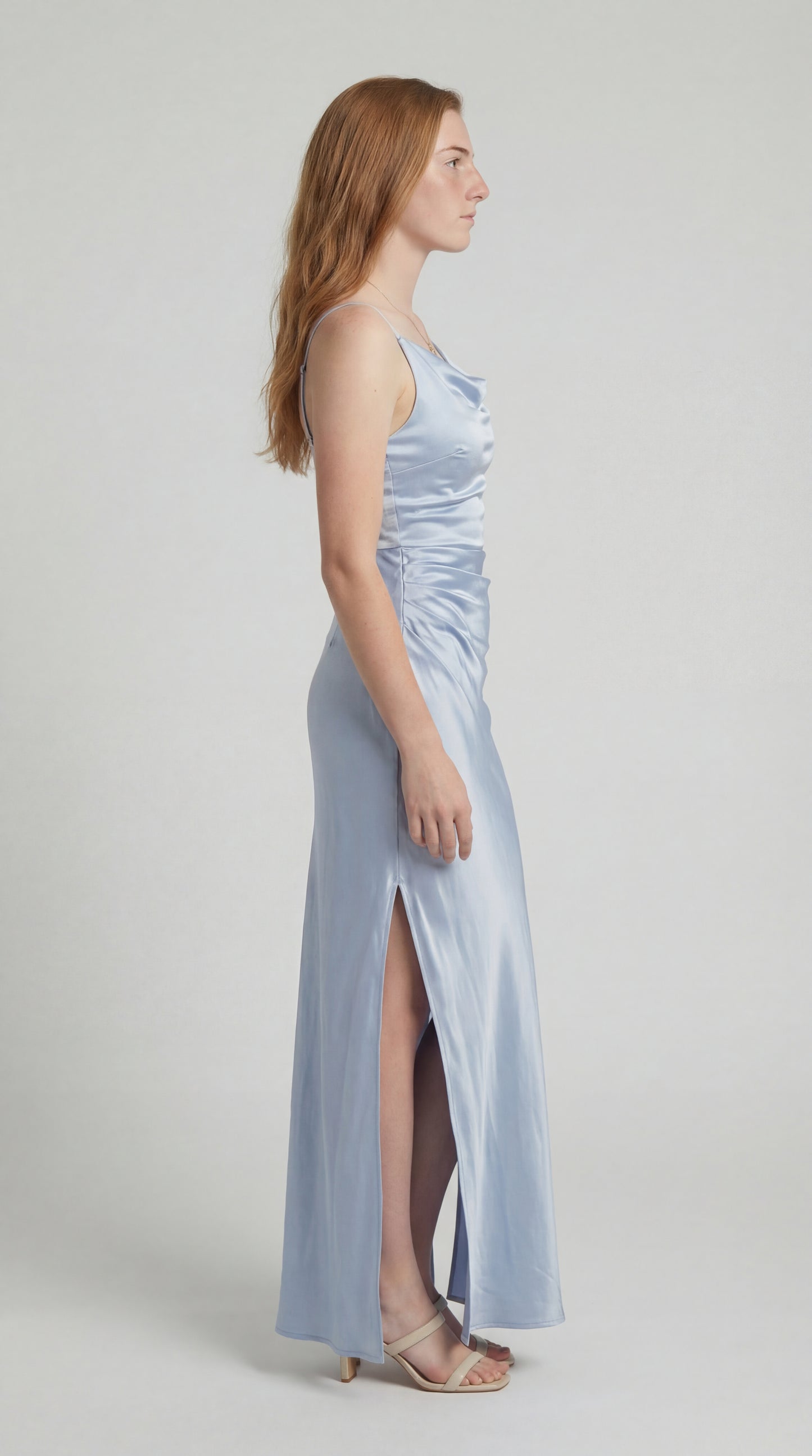 Dames Maxi Jurk | Spaghettibandjes | Aansluitend Met Subtiele Plooien