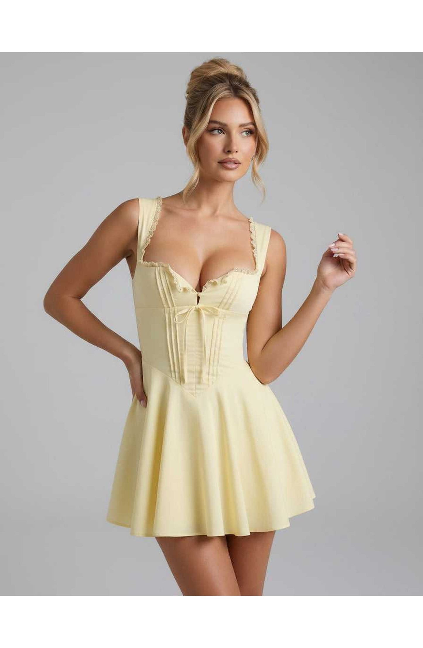 Sidonie Dames Mini Jurk | Strikdetail Voorpand | Uitlopende Rok