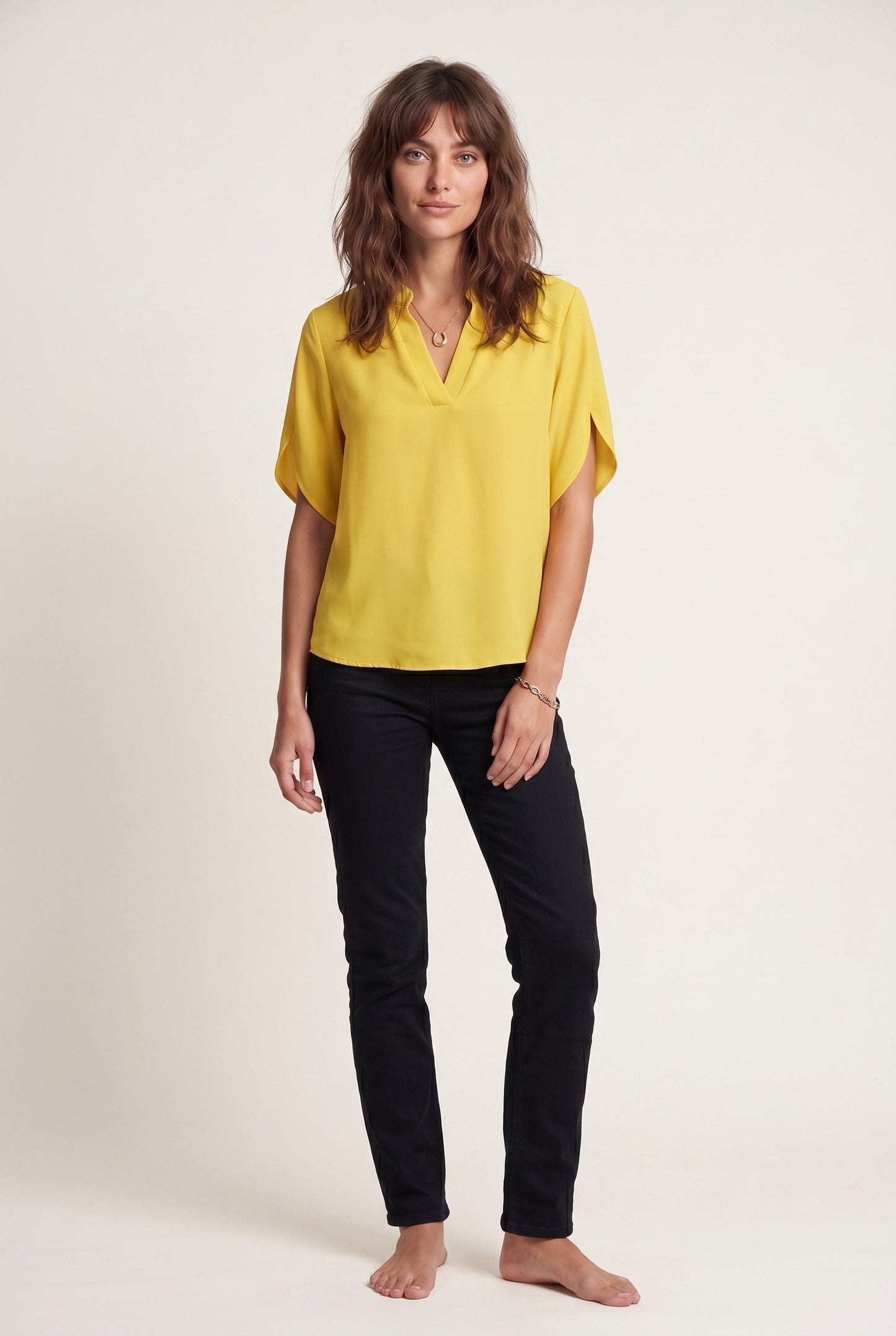 Ginette Dames Blouse | V-Hals | Korte Omgeslagen Mouwen