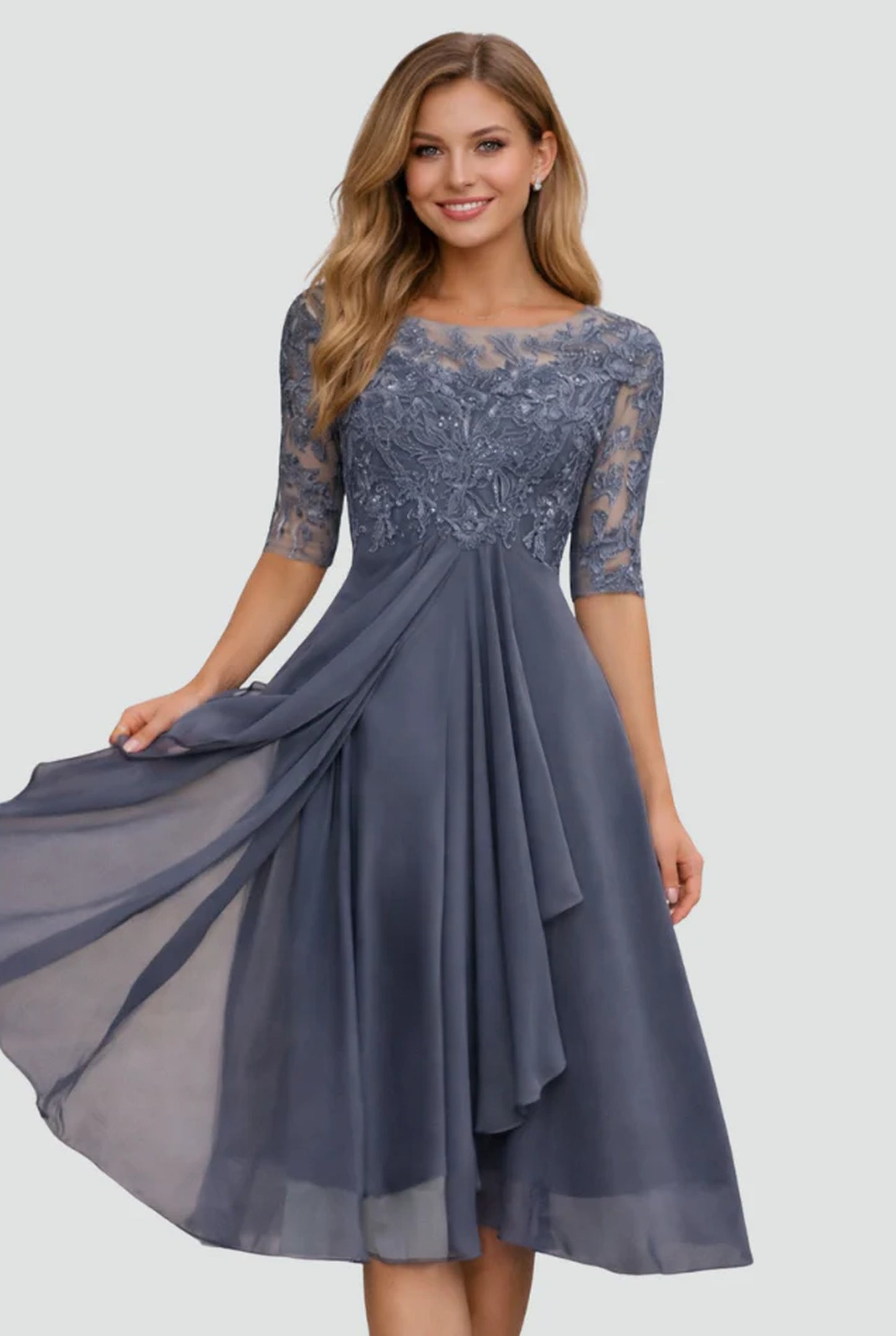 Adélie Dame Midi Kjole | Blonde Overlay Overdel | Udsvingende Chiffon Nederdel