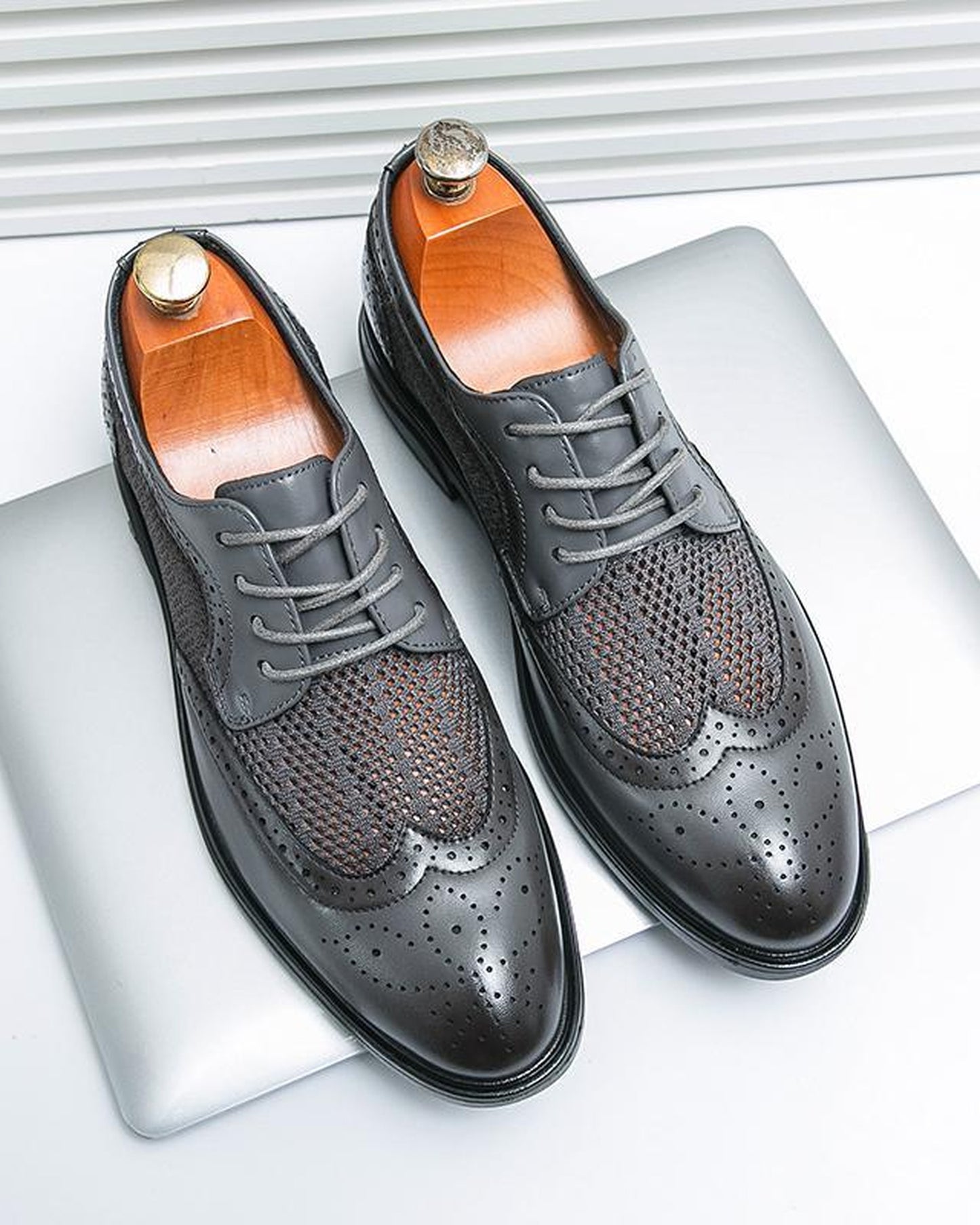 Matteo Heren Boty | Brogue Perforace | Síťovinové Panely