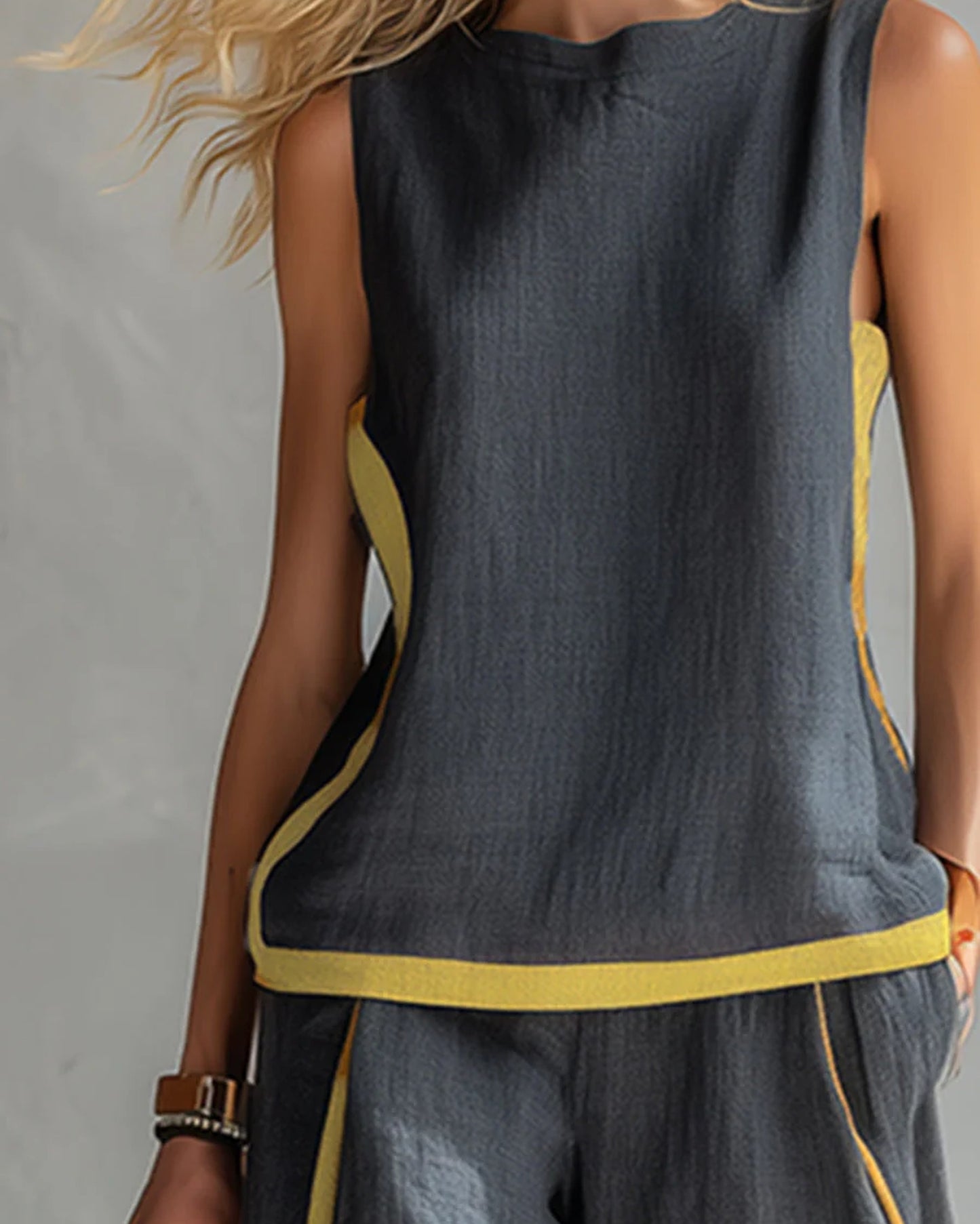 Aminte Dames Co-ord Set | Contrasterende Bies | Wijde Pijpen