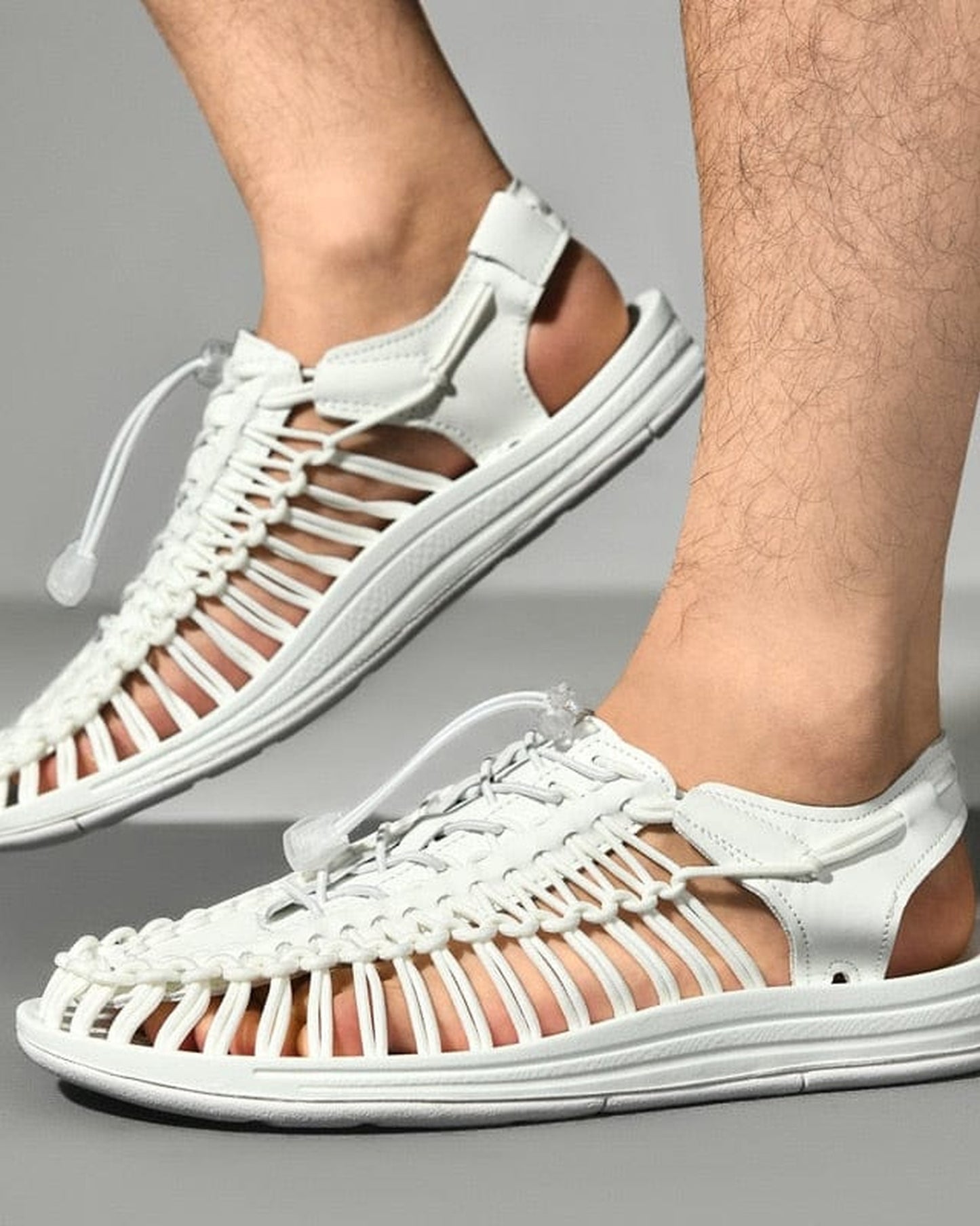 Enrico Heren Sandalen | Gevlochten Banddetails | Opengewerkte Zijkanten