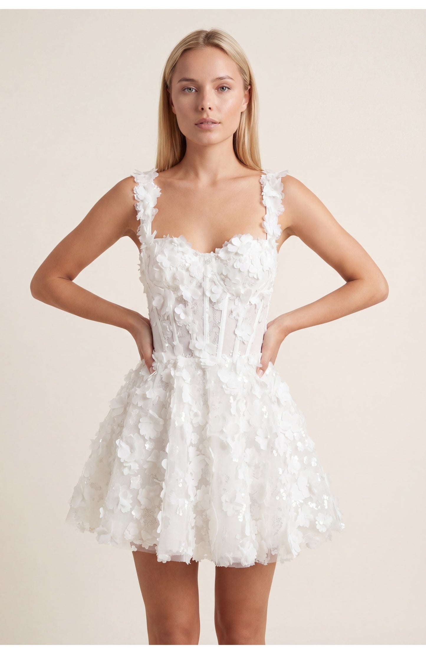Dames Mini Jurk | 3D Bloemen Applicaties | Vierkante Halslijn