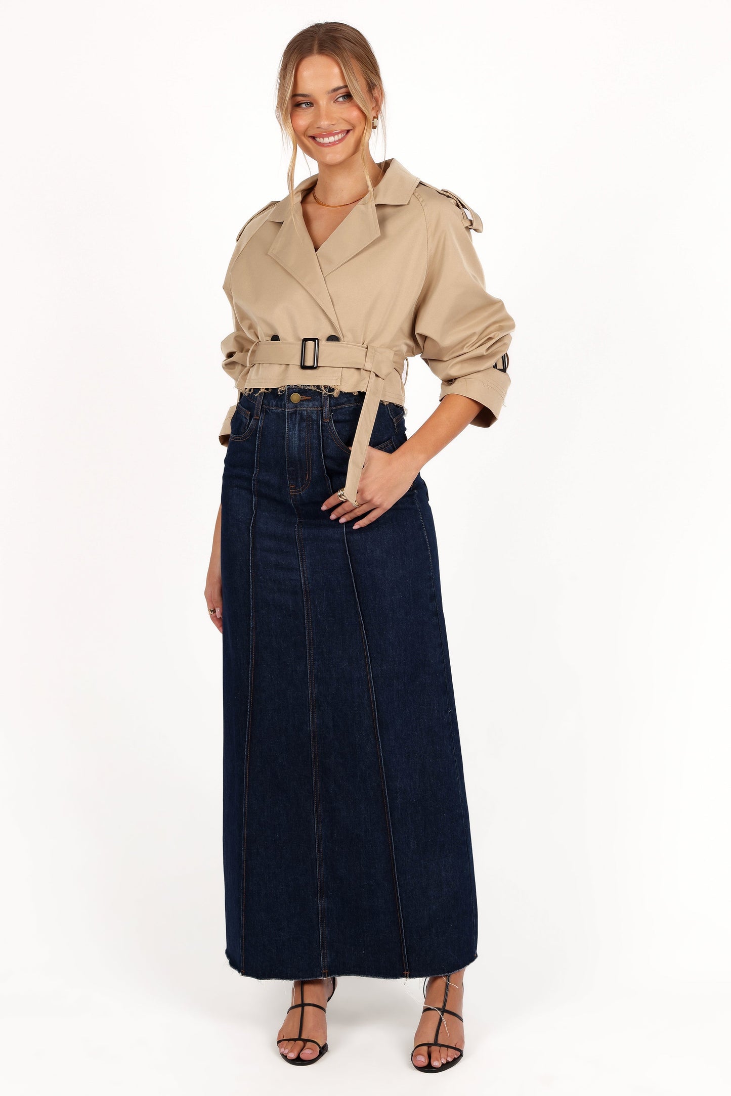 Iza Crop Trench Jas | Gelaagd Ontwerp met Franjezoom 2