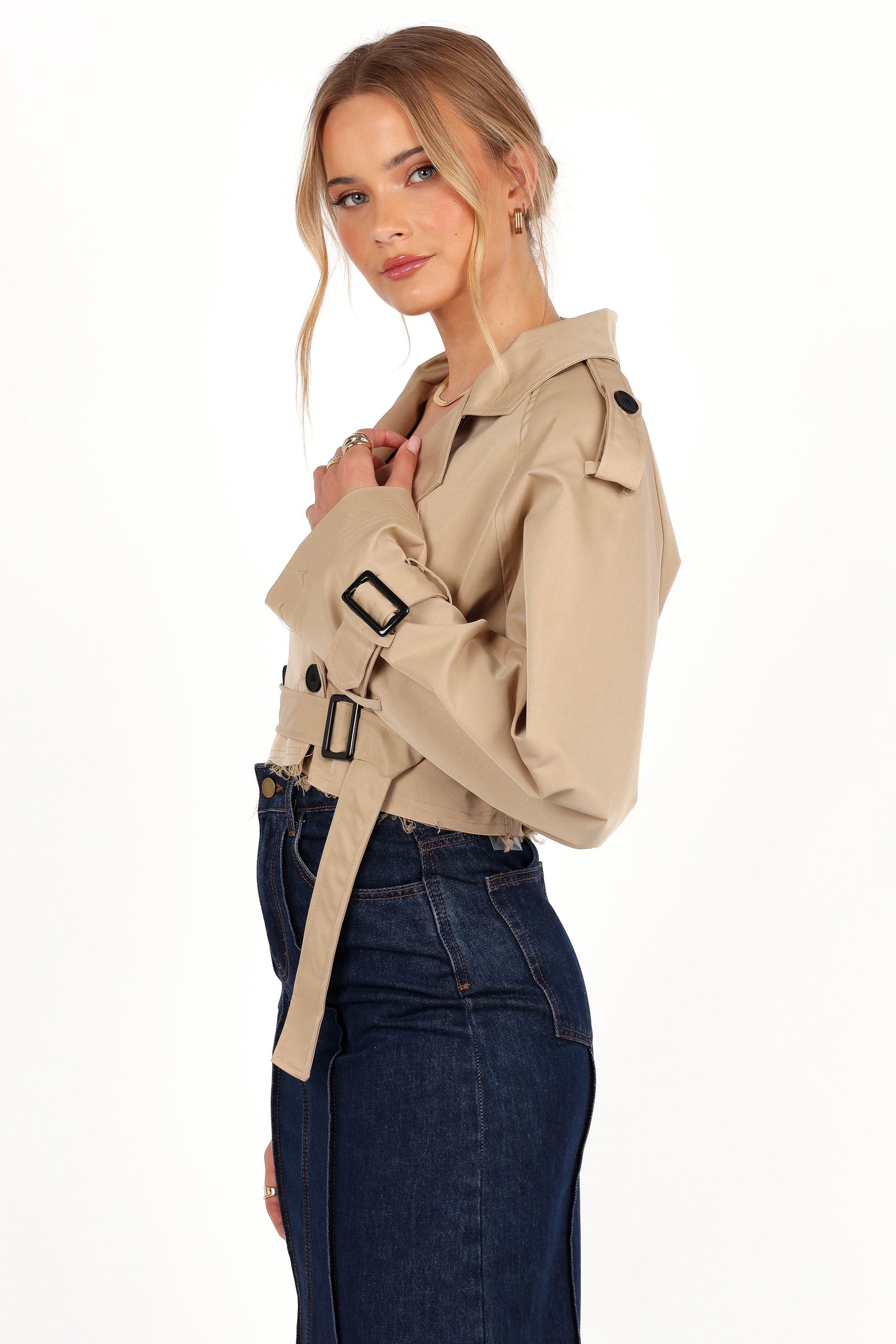 Iza Crop Trench Jas | Gelaagd Ontwerp met Franjezoom 3