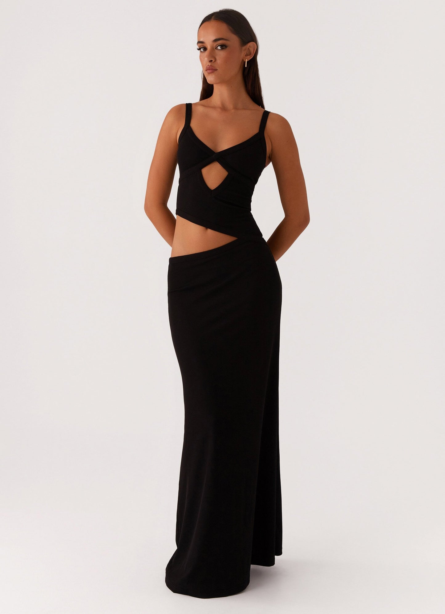 Jocelyn Maxi Jurk | Open Rug en Strikdetail met Elegante Flair 9