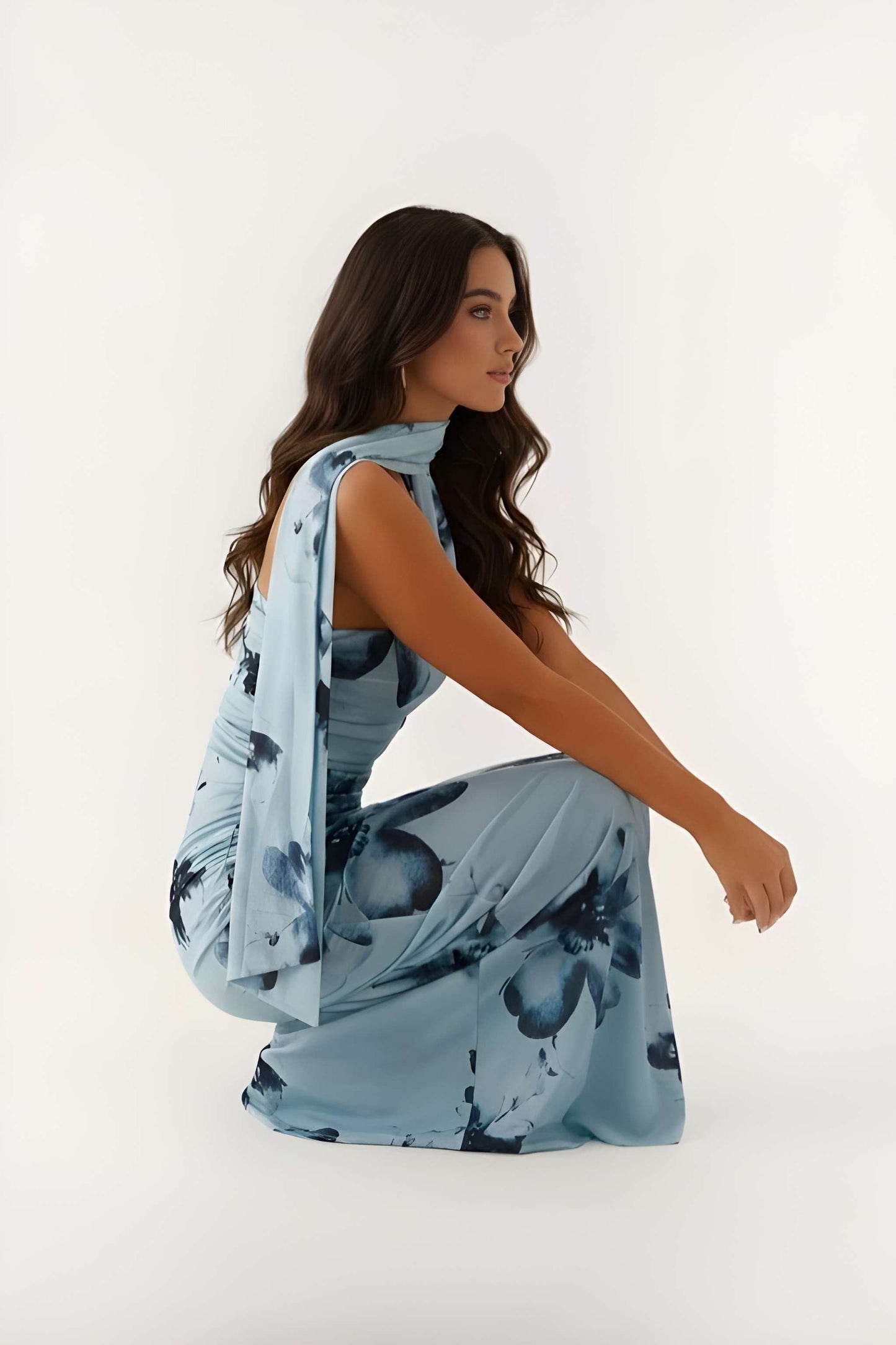 Livia Lange Jurk Dames | Halterlijn | Vloeiend Silhouet | Lichtgewicht Materiaal 5