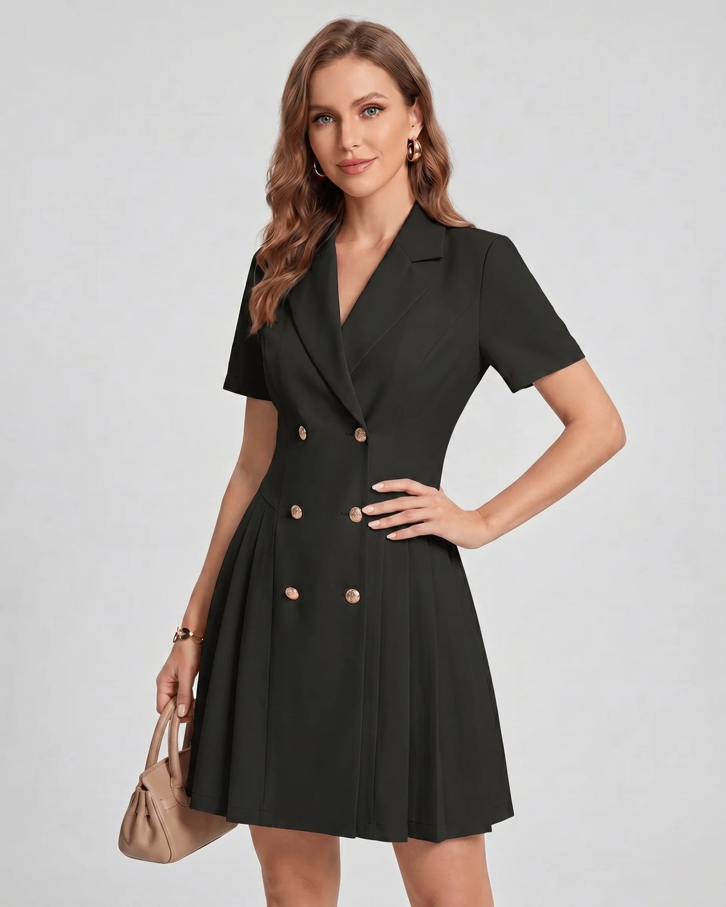 Maëva Dames Mini Jurk | Dubbelrij Knopen | Geplooide Rok