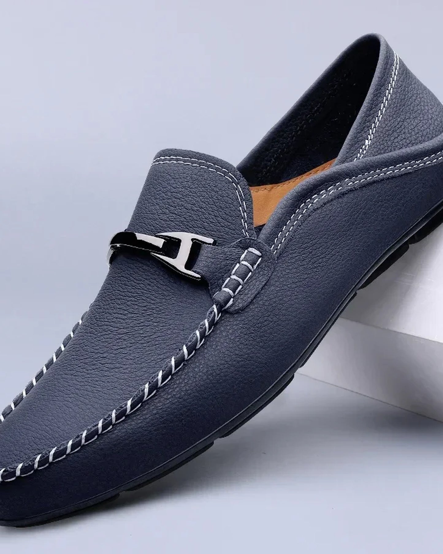Nazzareno Heren Schoenen | Loafer Met Gesp | Genaaide Details