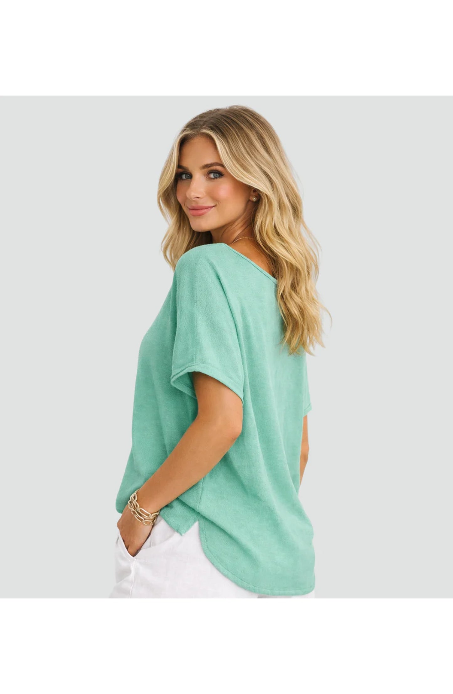 Hortense Dames T-shirt | Ronde V-Hals | Oversized Pasvorm