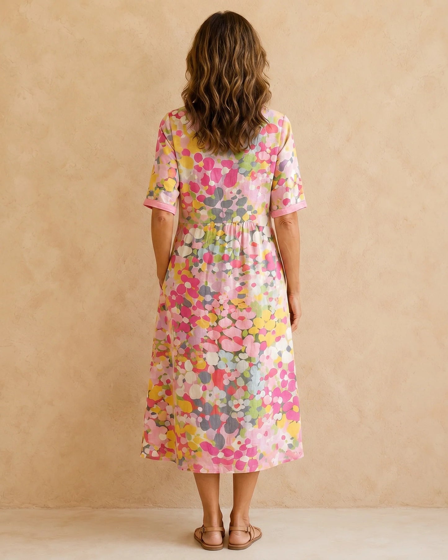 Aimée-Marceline Dames Midi Jurk | Gekleurde Stippenprint | Korte Mouwen