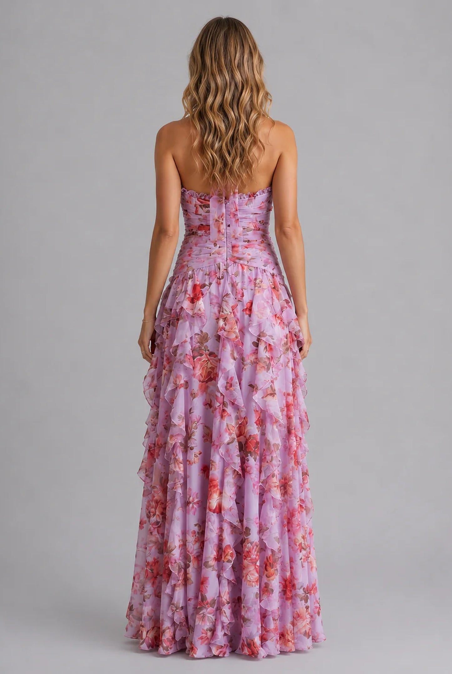 Maëline Dames Maxi Kjole | Dyb Halter V-Hals | Lagdelte Ruffles Nederdel