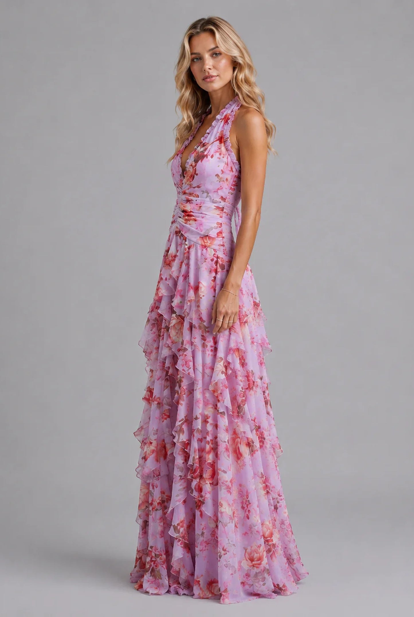 Maëline Dames Maxi Kjole | Dyb Halter V-Hals | Lagdelte Ruffles Nederdel