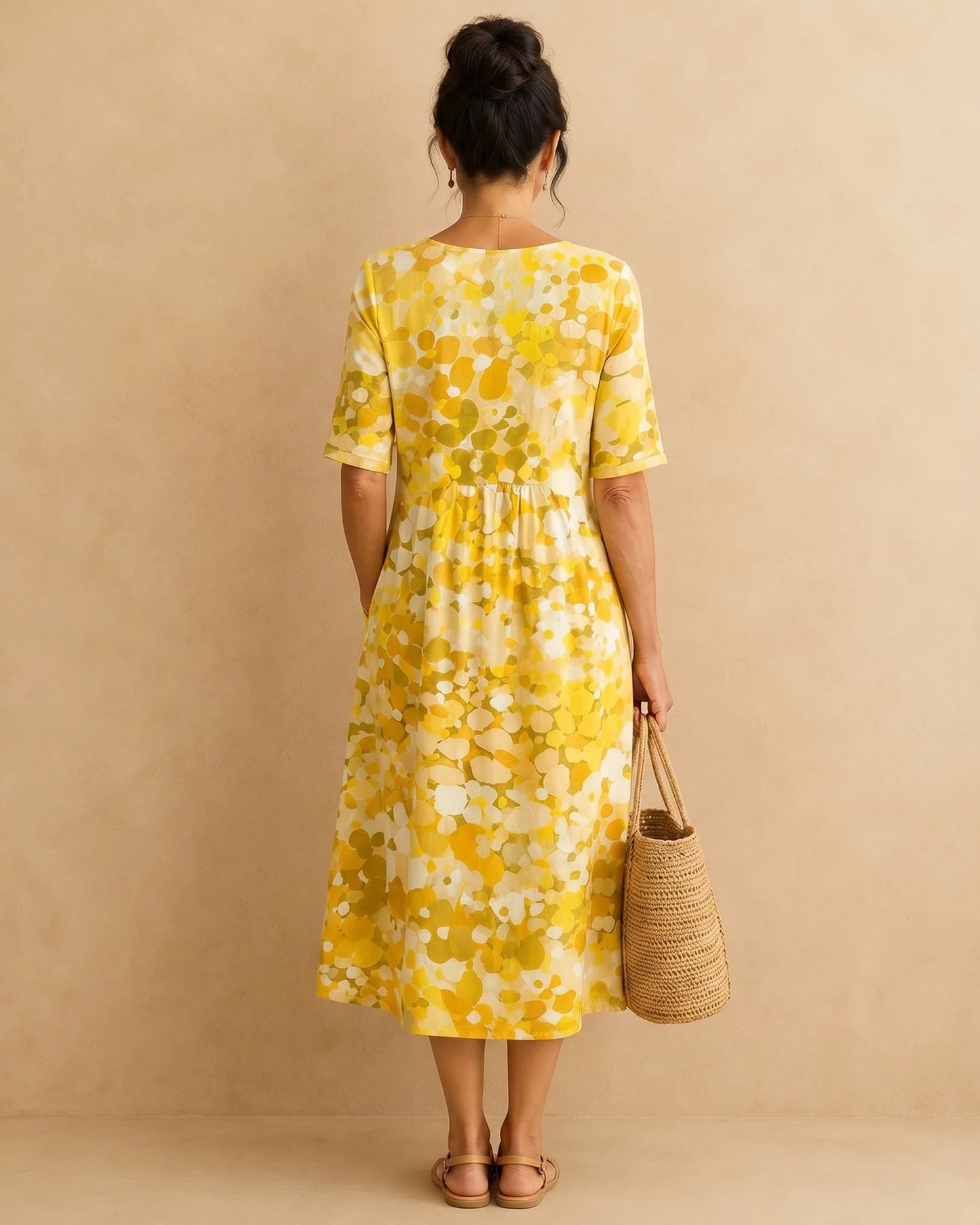 Aimée-Marceline Dames Midi Jurk | Gekleurde Stippenprint | Korte Mouwen
