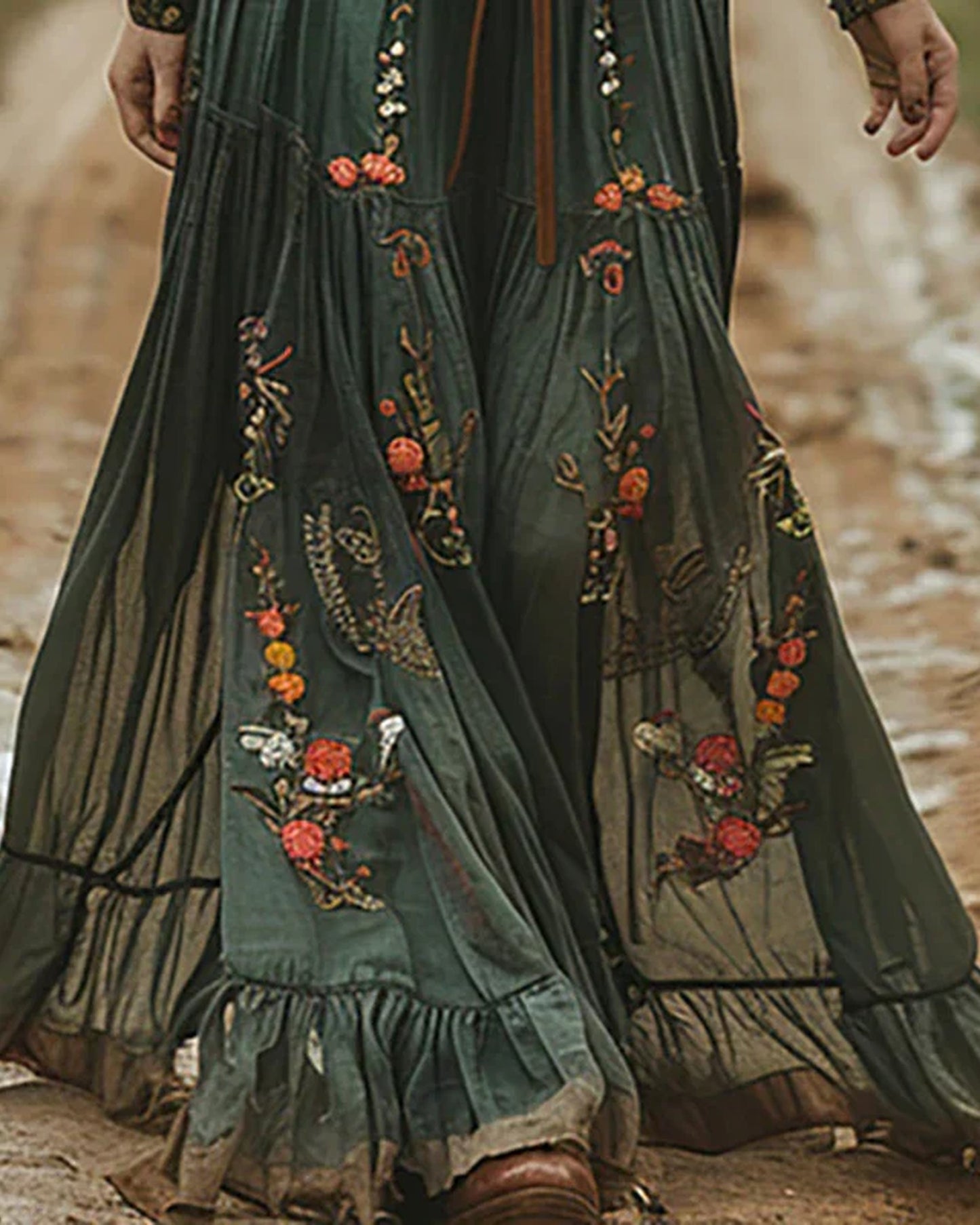 Marie Dames Maxi Jurk | Geborduurde Bloemen | Sheer Mouwen