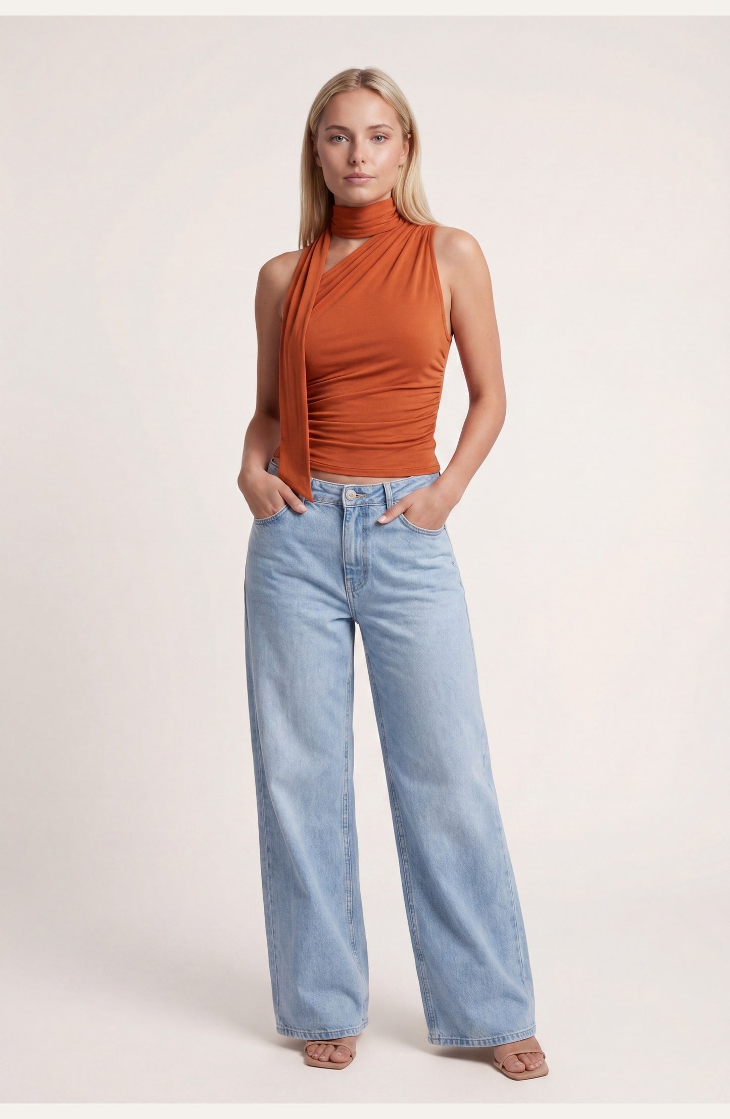 Dames Oranje Top | Halterneck | Ruches