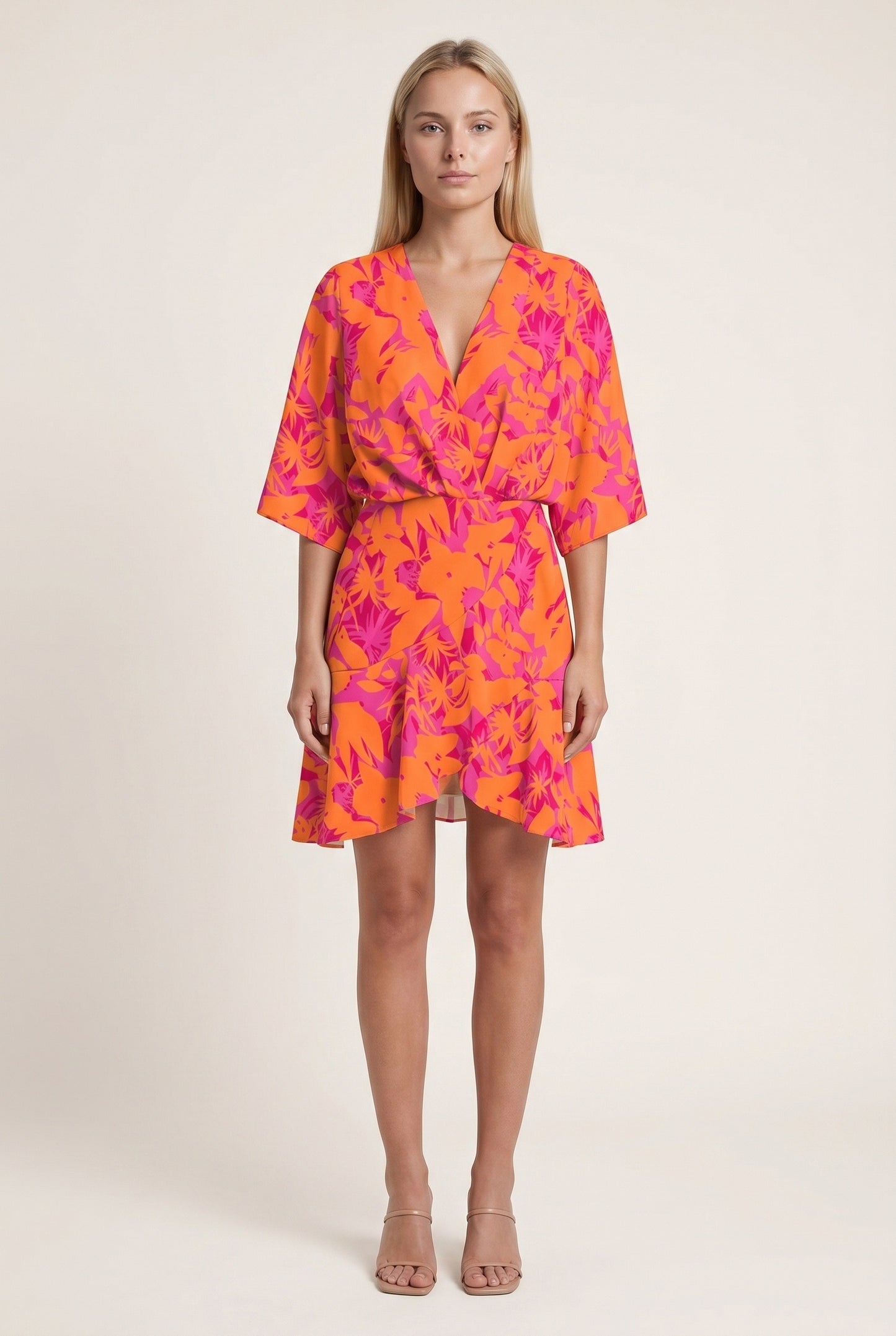 Pamela Dames Mini Jurk | Psychedelische Golfprint | Wikkel V-Hals
