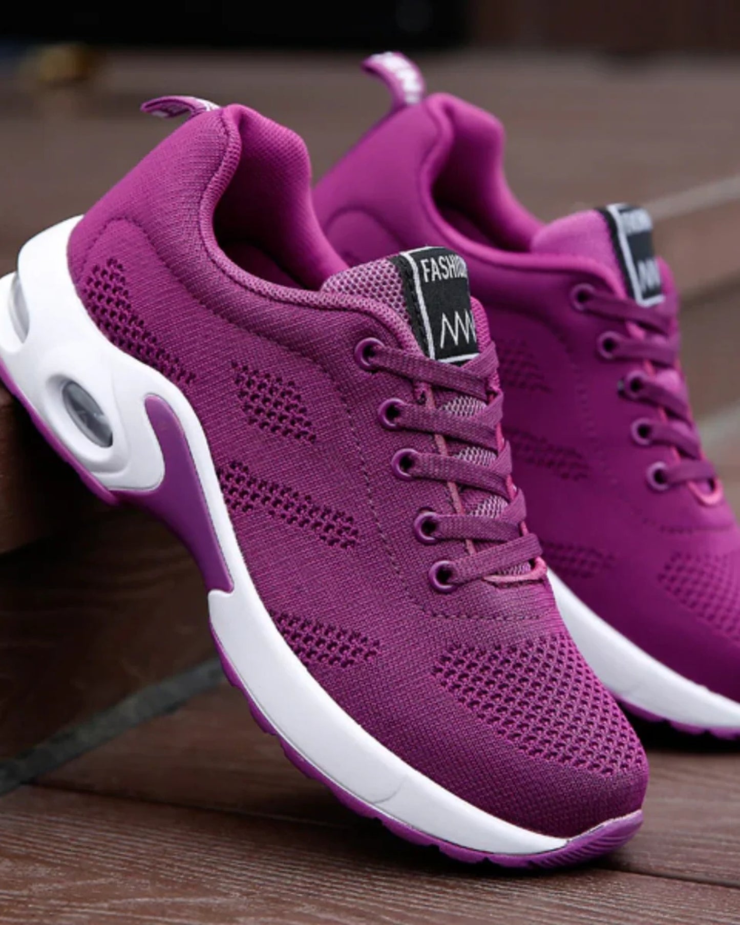 Caterina dames-sneakers | Mesh-overdel | Kontrastfarvet sål