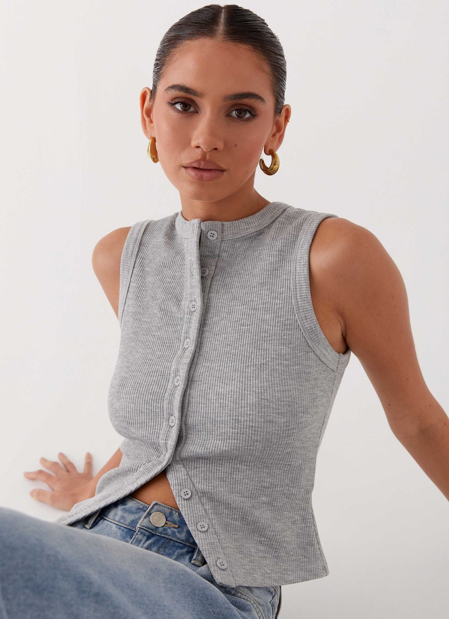 Nolani Geribde Tanktop – Mouwloze Top met Knoopsluiting 18