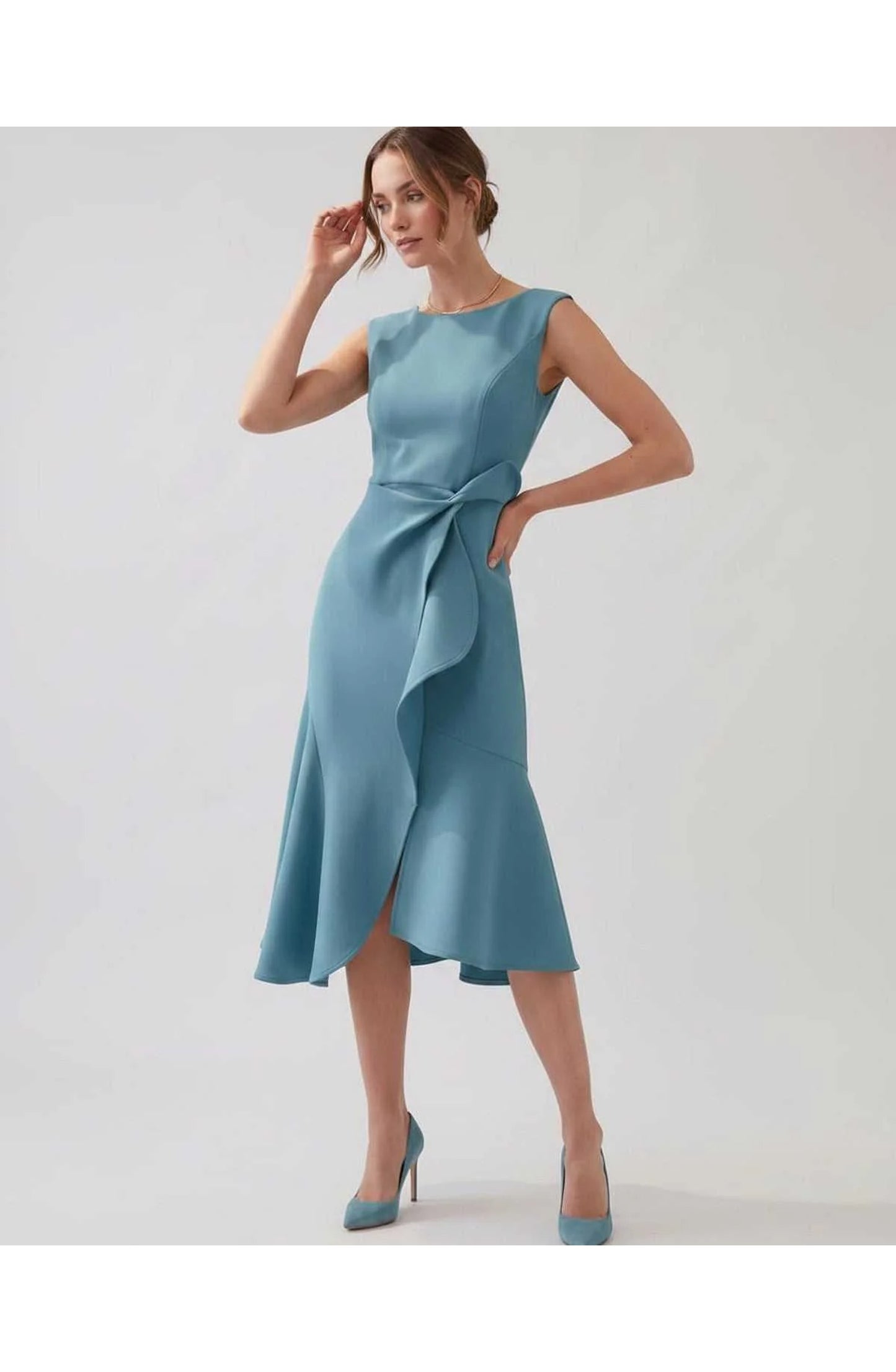 Manon Dames Midi Jurk | Ruffle Wrap Detail | Uitlopende Zoom
