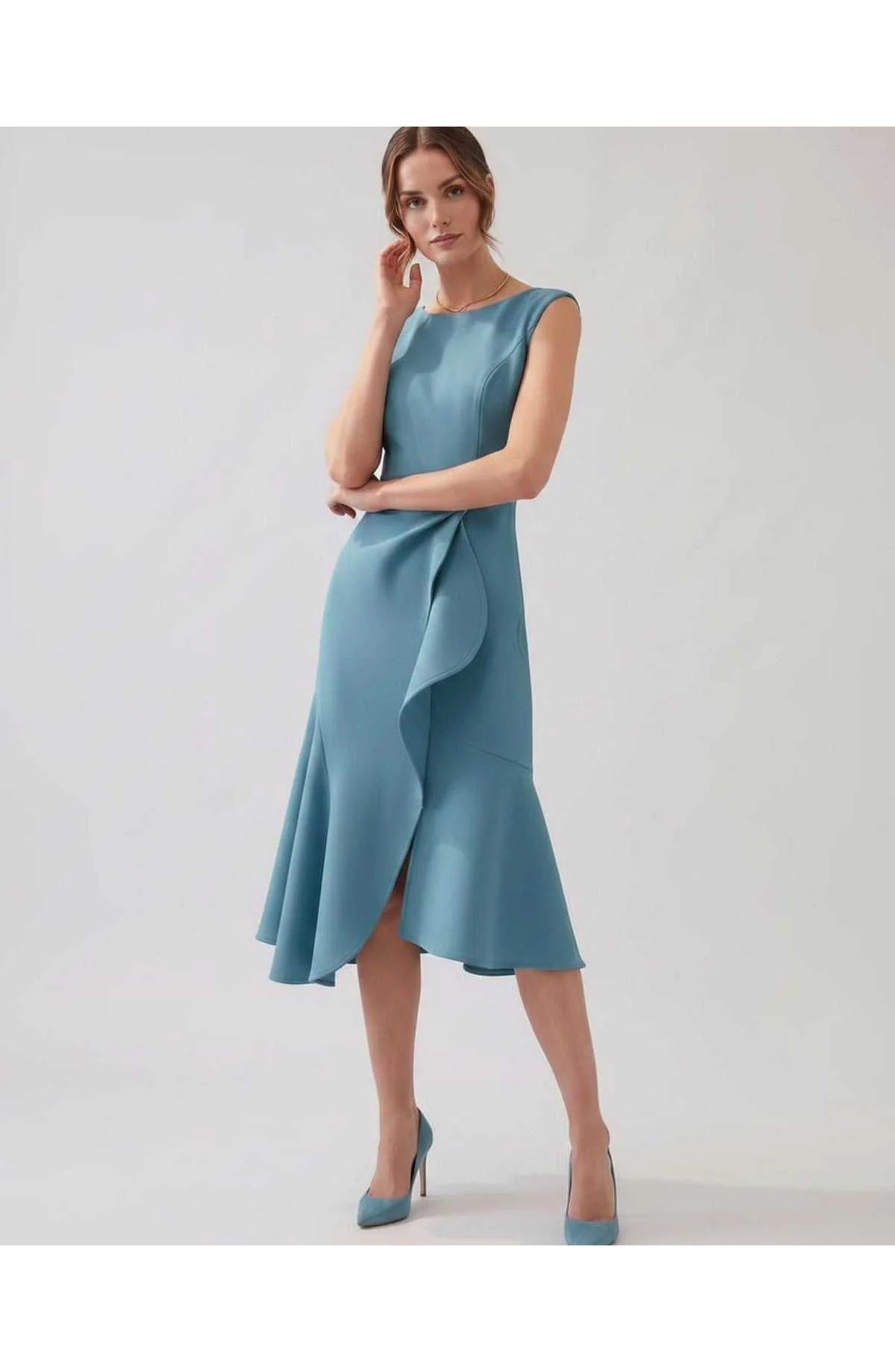Manon Dames Midi Jurk | Ruffle Wrap Detail | Uitlopende Zoom