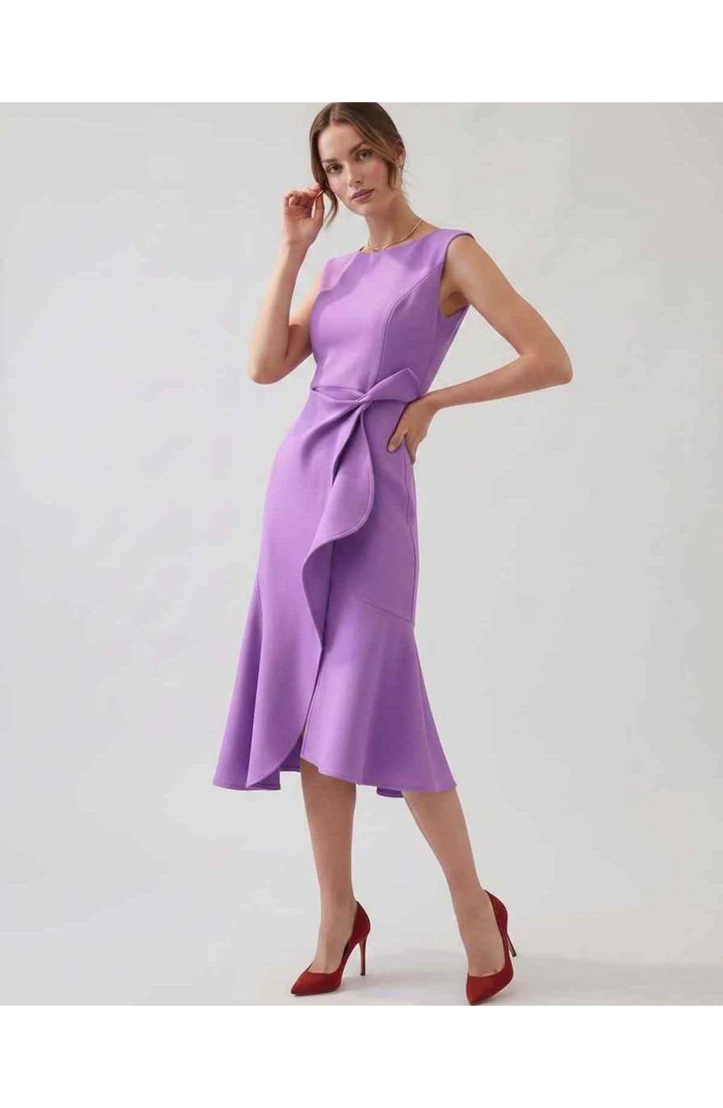 Manon Dames Midi Jurk | Ruffle Wrap Detail | Uitlopende Zoom